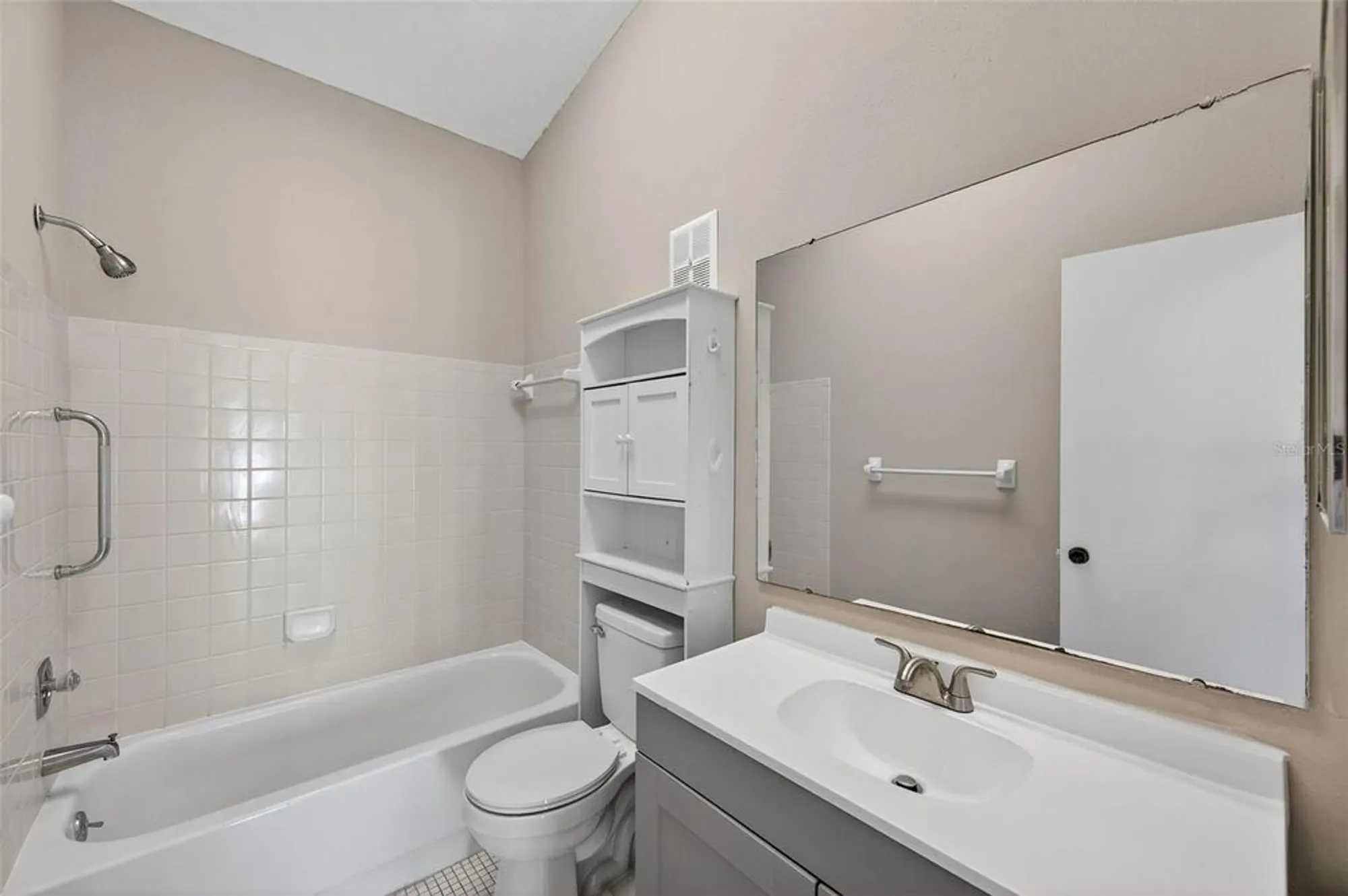 Property Slideshow image 21 of 30 | 3704 39th st w # 23, Bradenton, FL, 34205