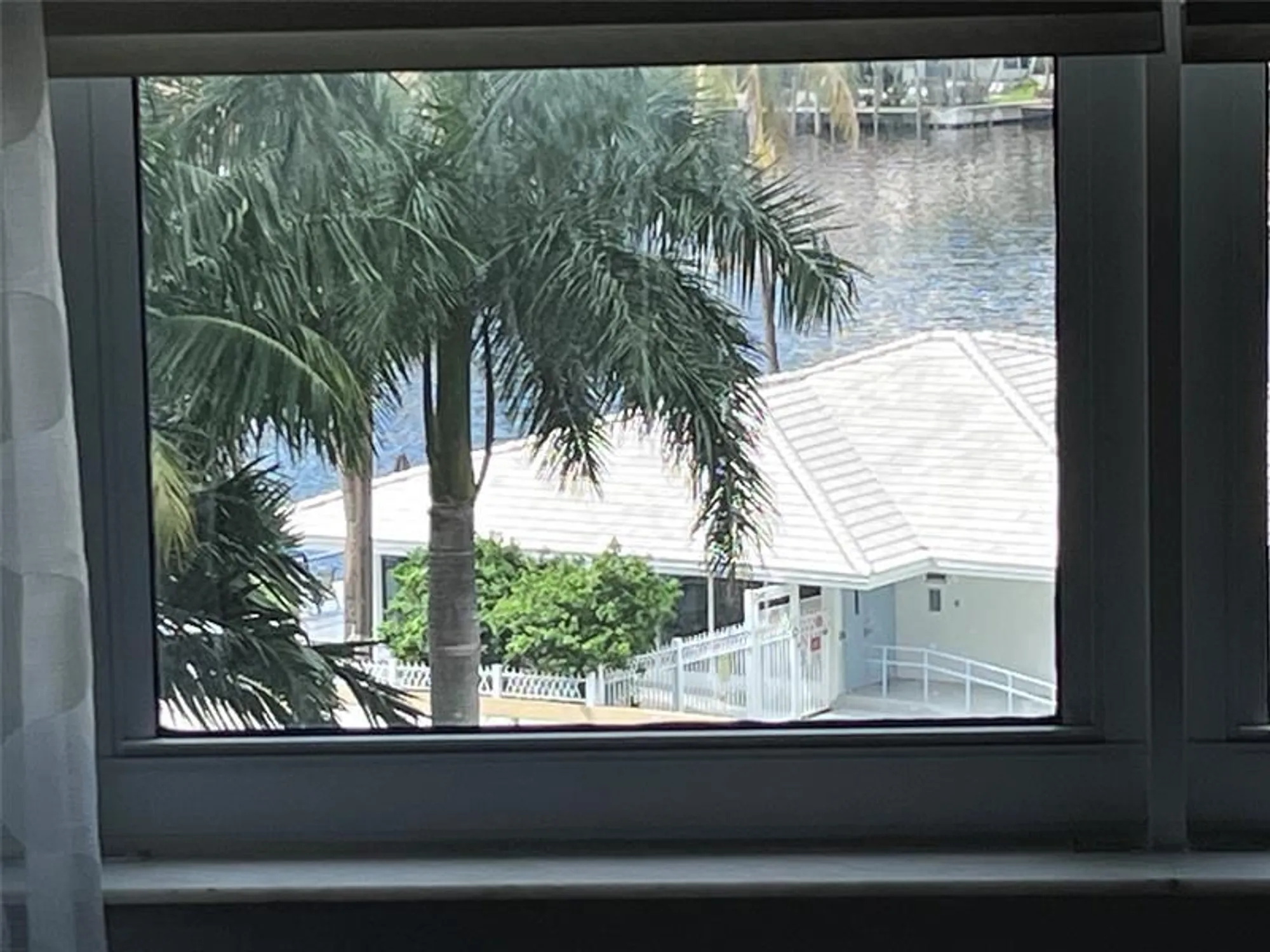 Property Slideshow image 9 of 28 | 3200 ne 36th st 512a, Fort Lauderdale, FL, 33308