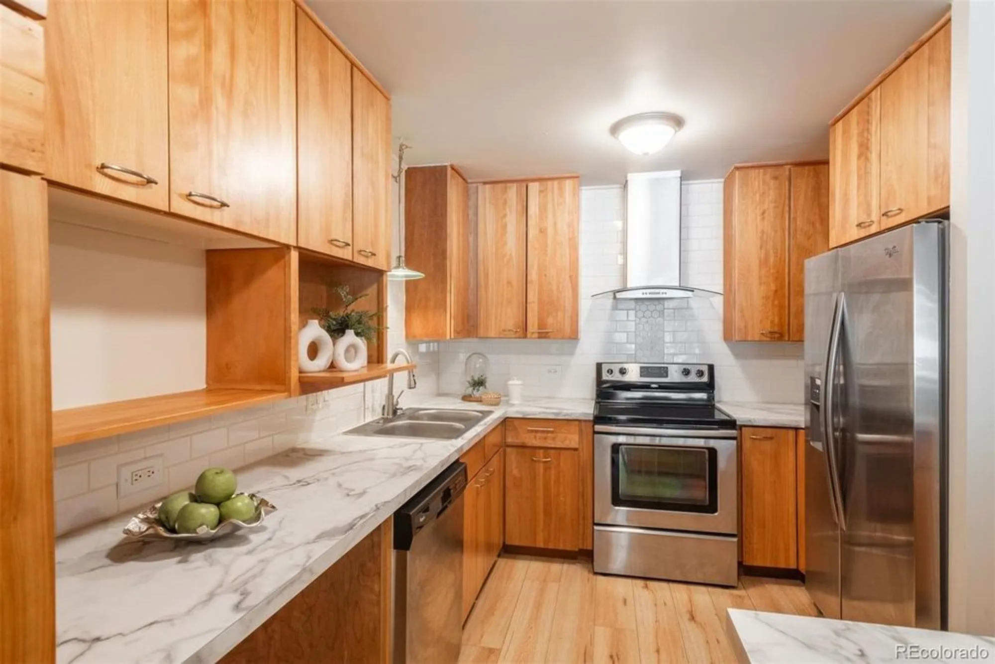 Property Slideshow image 11 of 19 | 715 s alton way unit 6a, Denver, CO, 80247