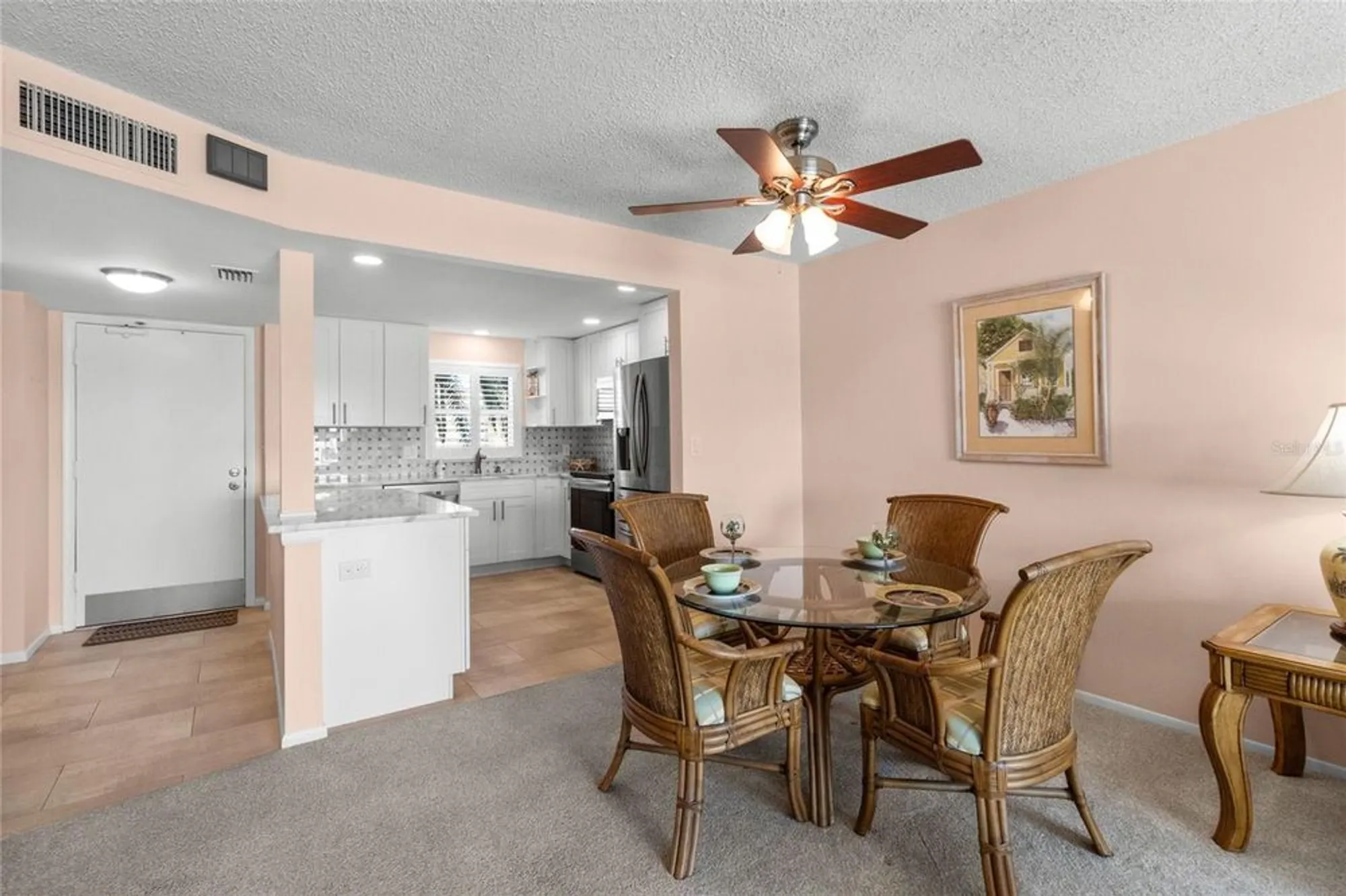 Property Slideshow image 10 of 40 | 4775 cove cir apt 407, Saint Petersburg, FL, 33708