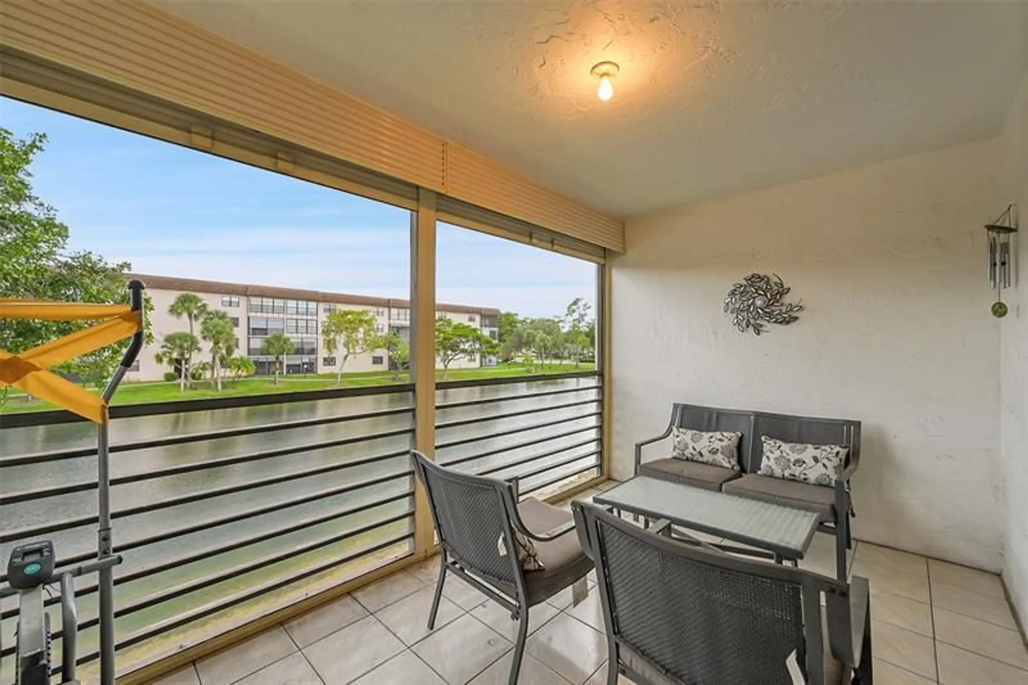 Property Slideshow image 36 of 64 | 4940 e sabal palm blvd apt 202, Tamarac, FL, 33319
