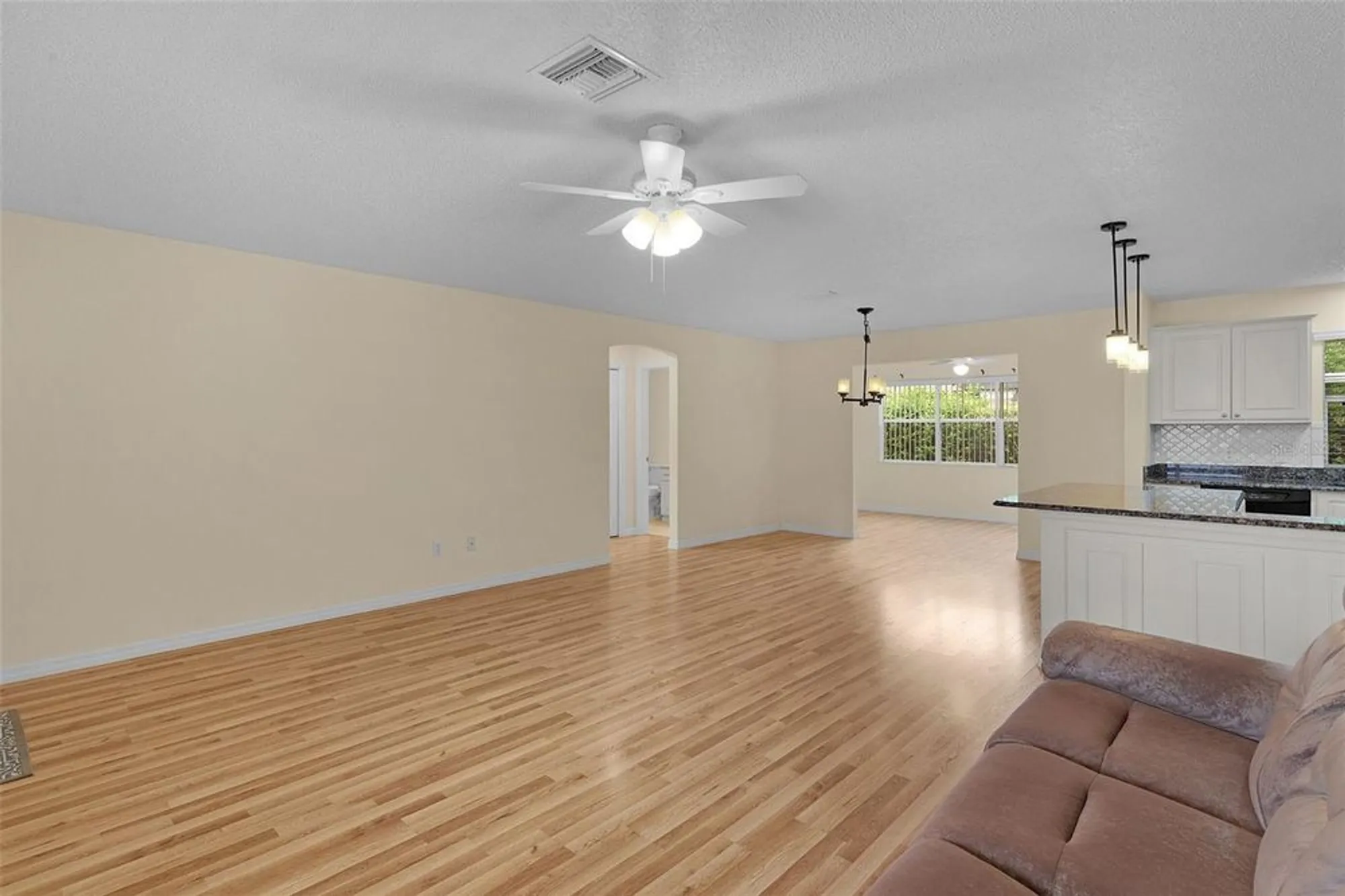 Property Slideshow image 18 of 55 | 1003 del mar dr, Lady Lake, FL, 32159