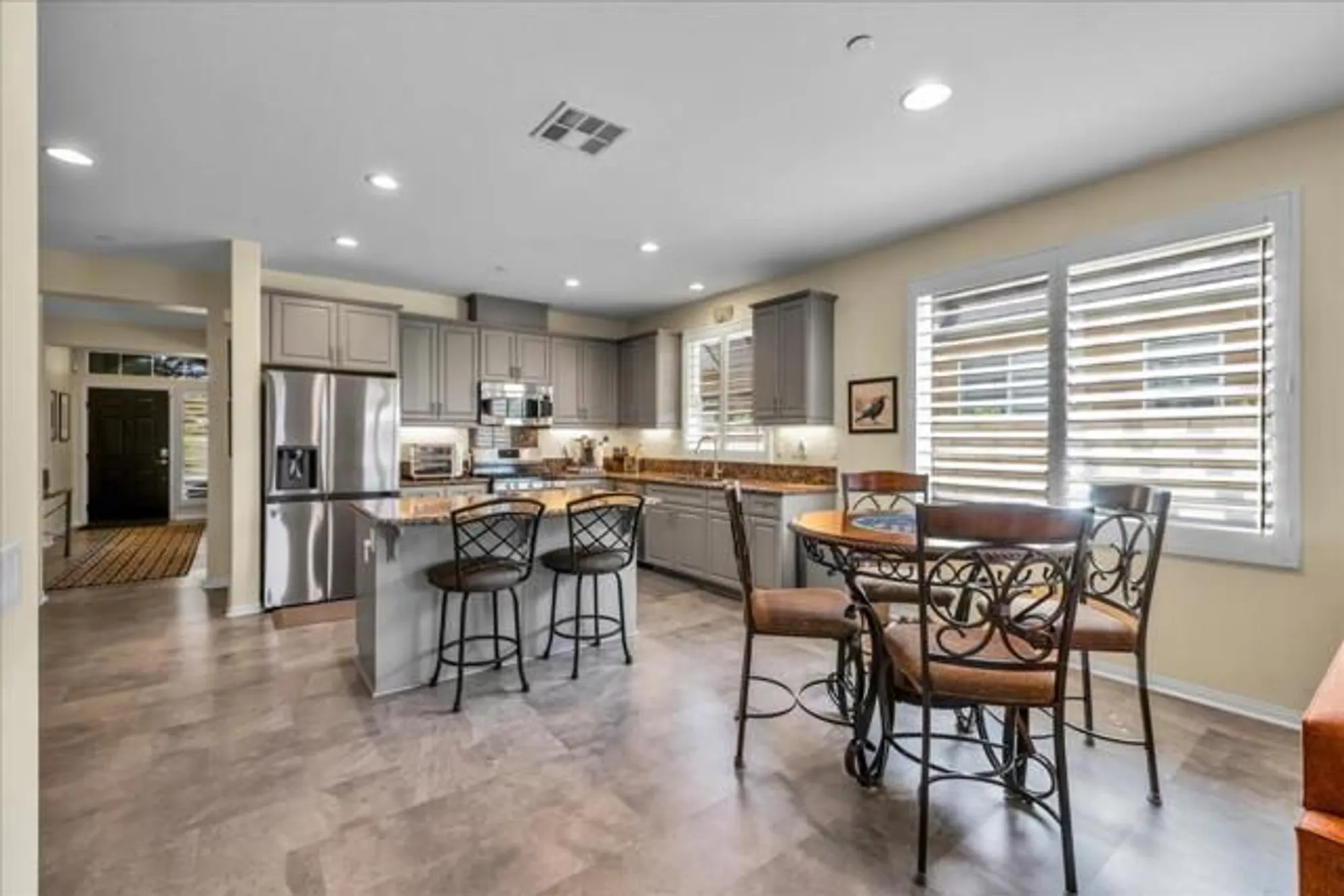 Property Slideshow image 10 of 62 | 3909 blue sky way, Palm Springs, CA, 92262