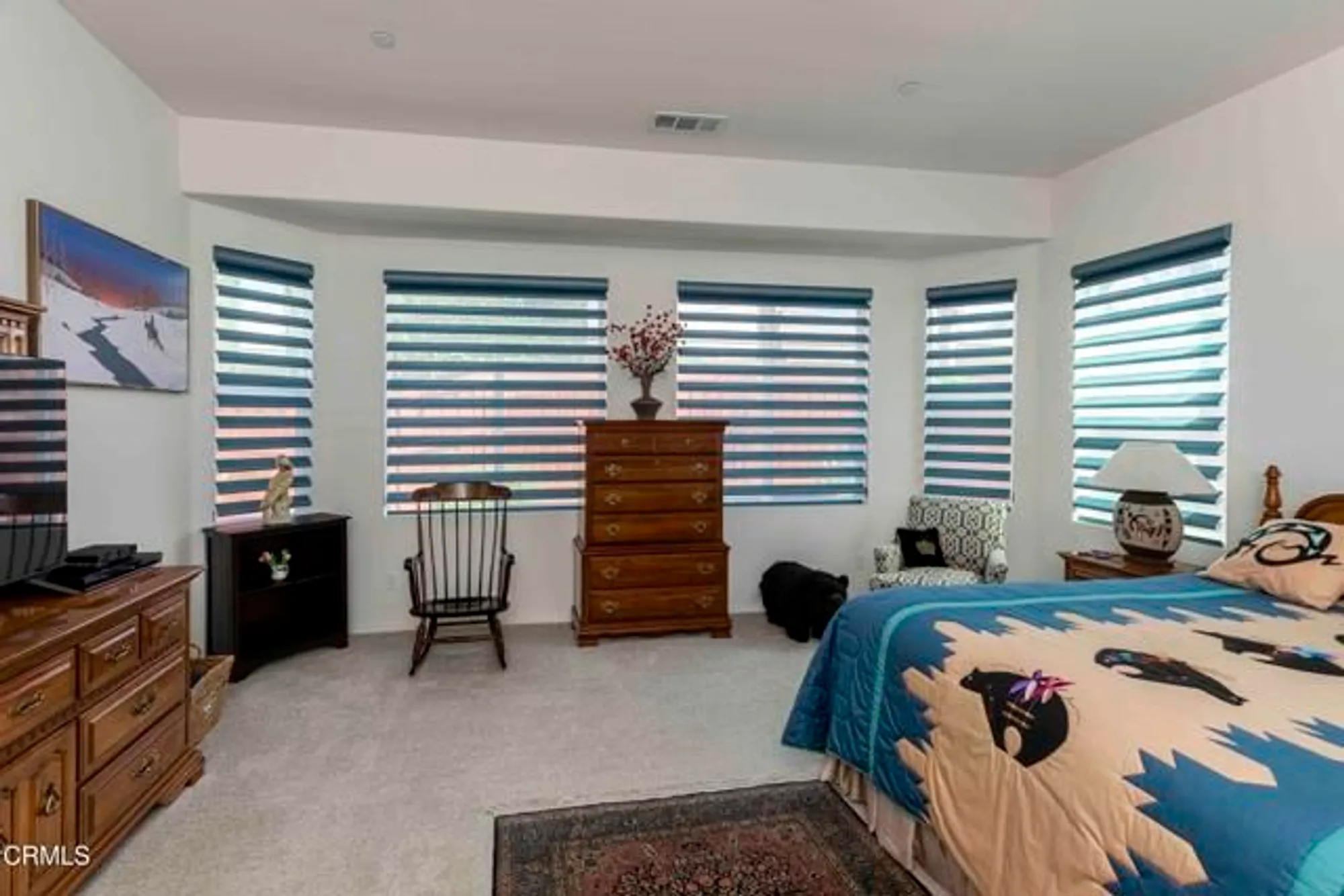 Property Slideshow image 19 of 43 | 10022 besancon way, Bakersfield, CA, 93306