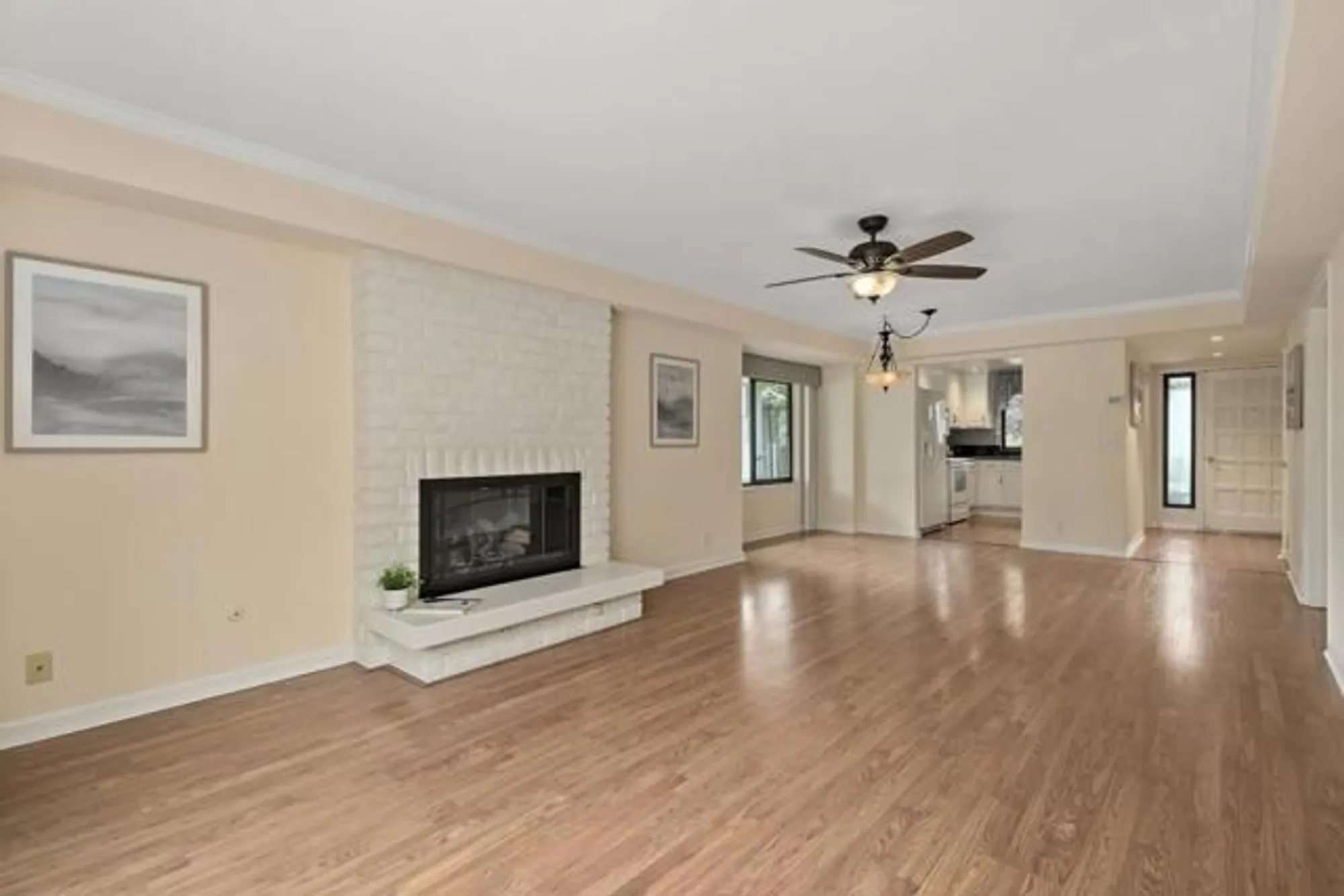 Property Slideshow image 10 of 34 | 5336 cribari gln, San Jose, CA, 95135