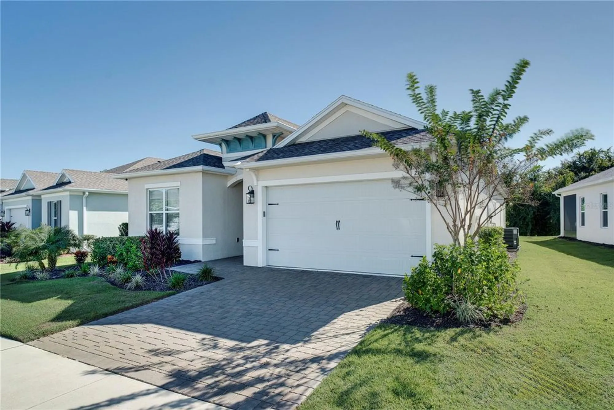 Property Slideshow image 2 of 32 | 2111 limestone trl # 504, Kissimmee, FL, 34747