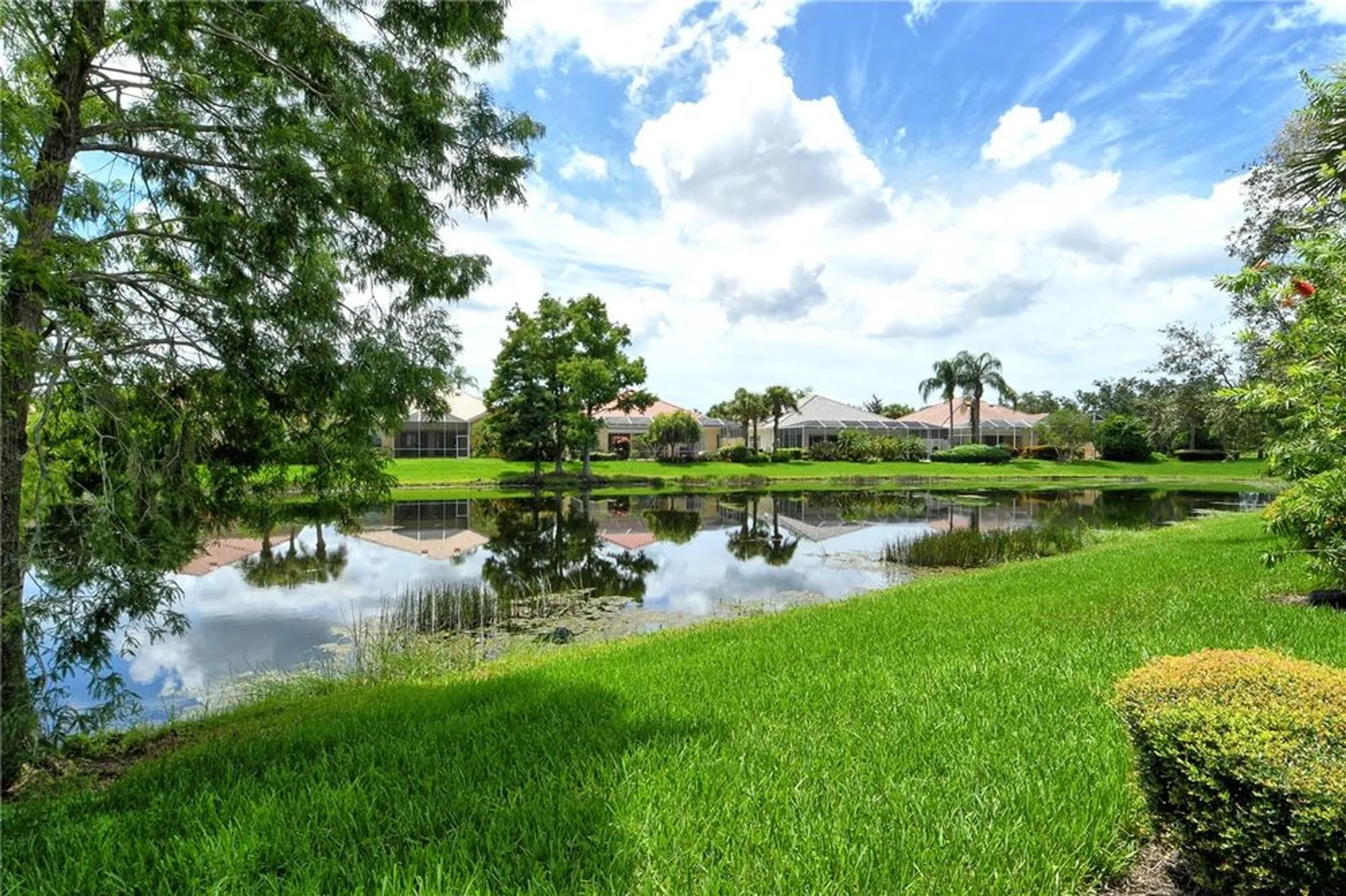 Property Slideshow image 47 of 70 | 5562 octonia pl, Sarasota, FL, 34238