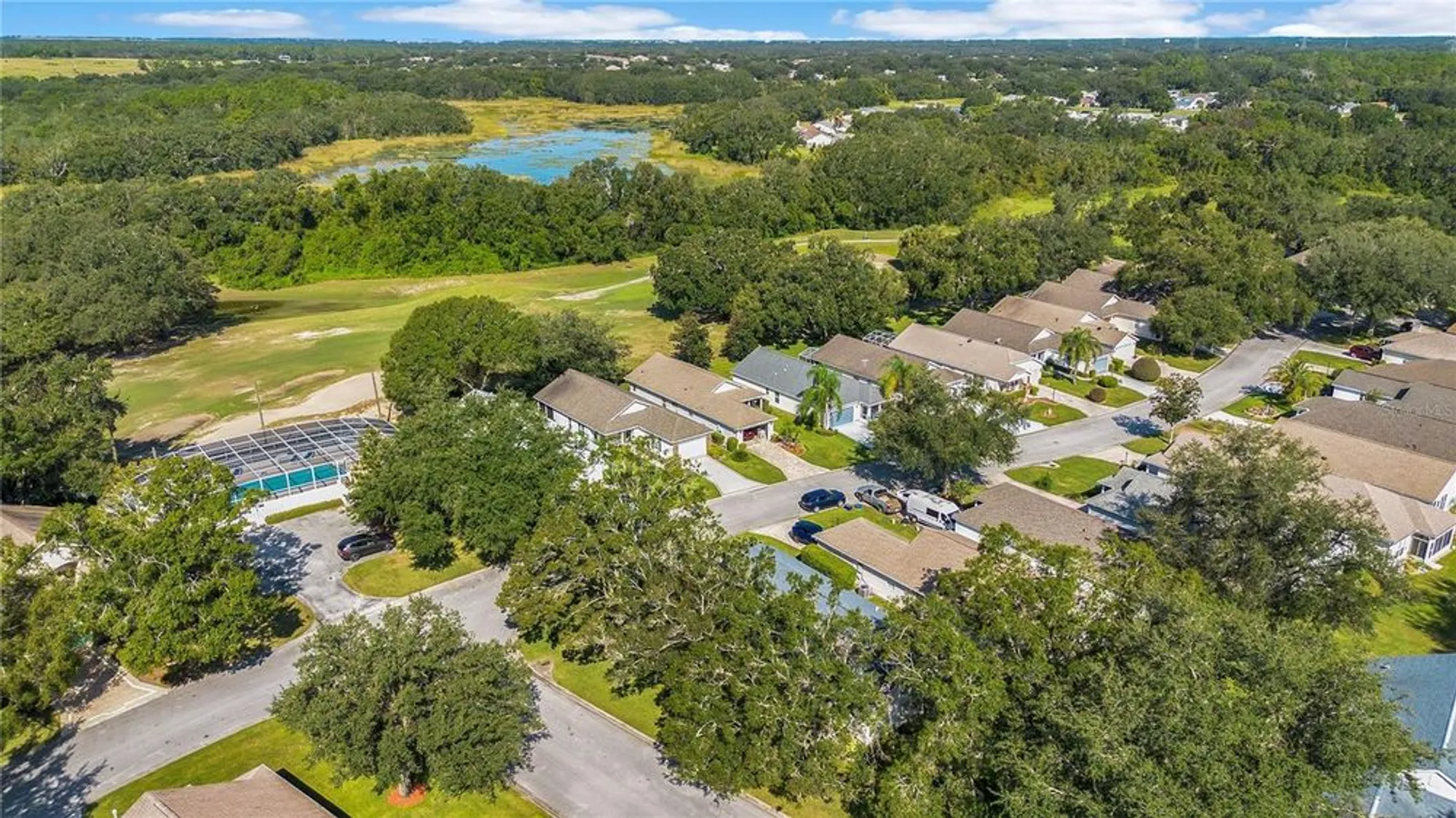 Property Slideshow image 31 of 39 | 25036 cranes roost cir, Leesburg, FL, 34748