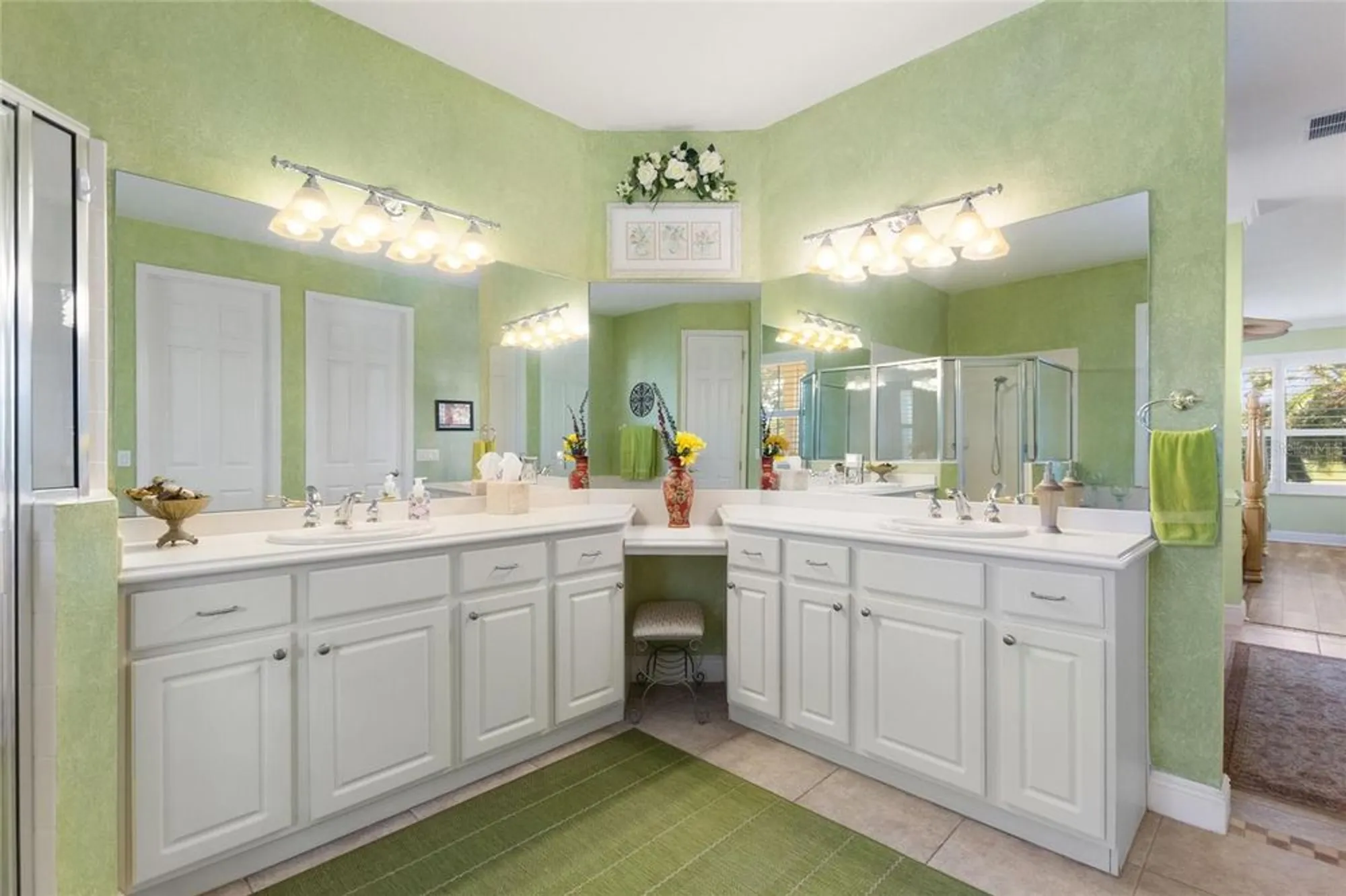 Property Slideshow image 23 of 90 | 657 glendora rd, Kissimmee, FL, 34759