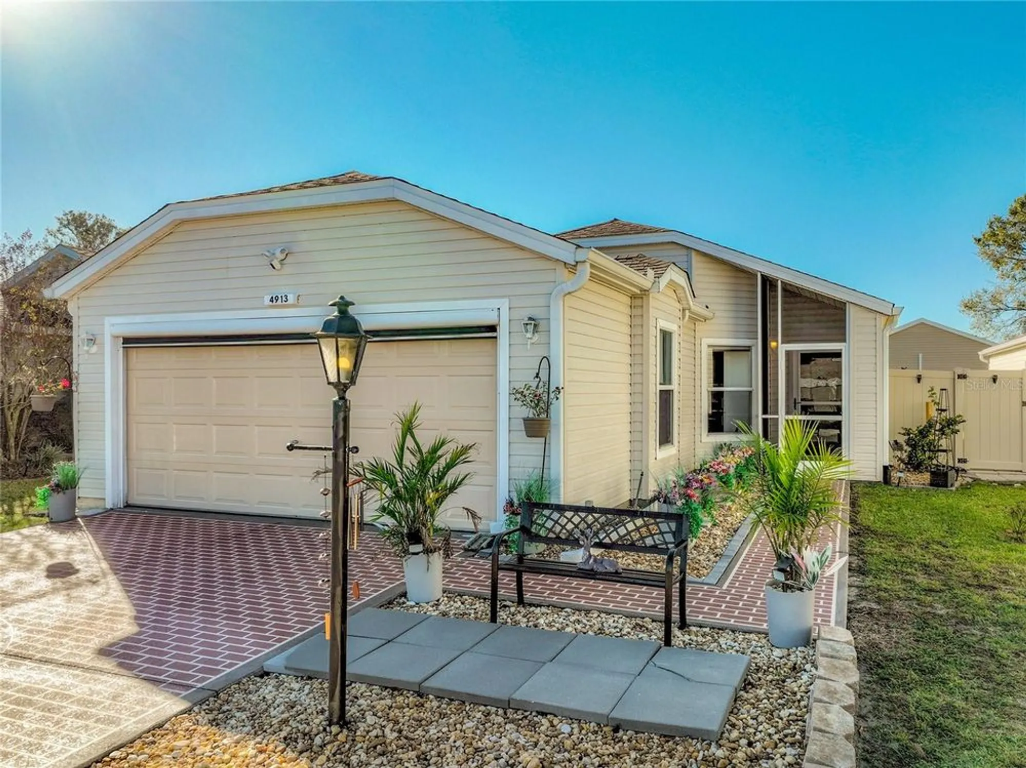 Property Slideshow image 1 of 39 | 4913 heron run cir, Leesburg, FL, 34748