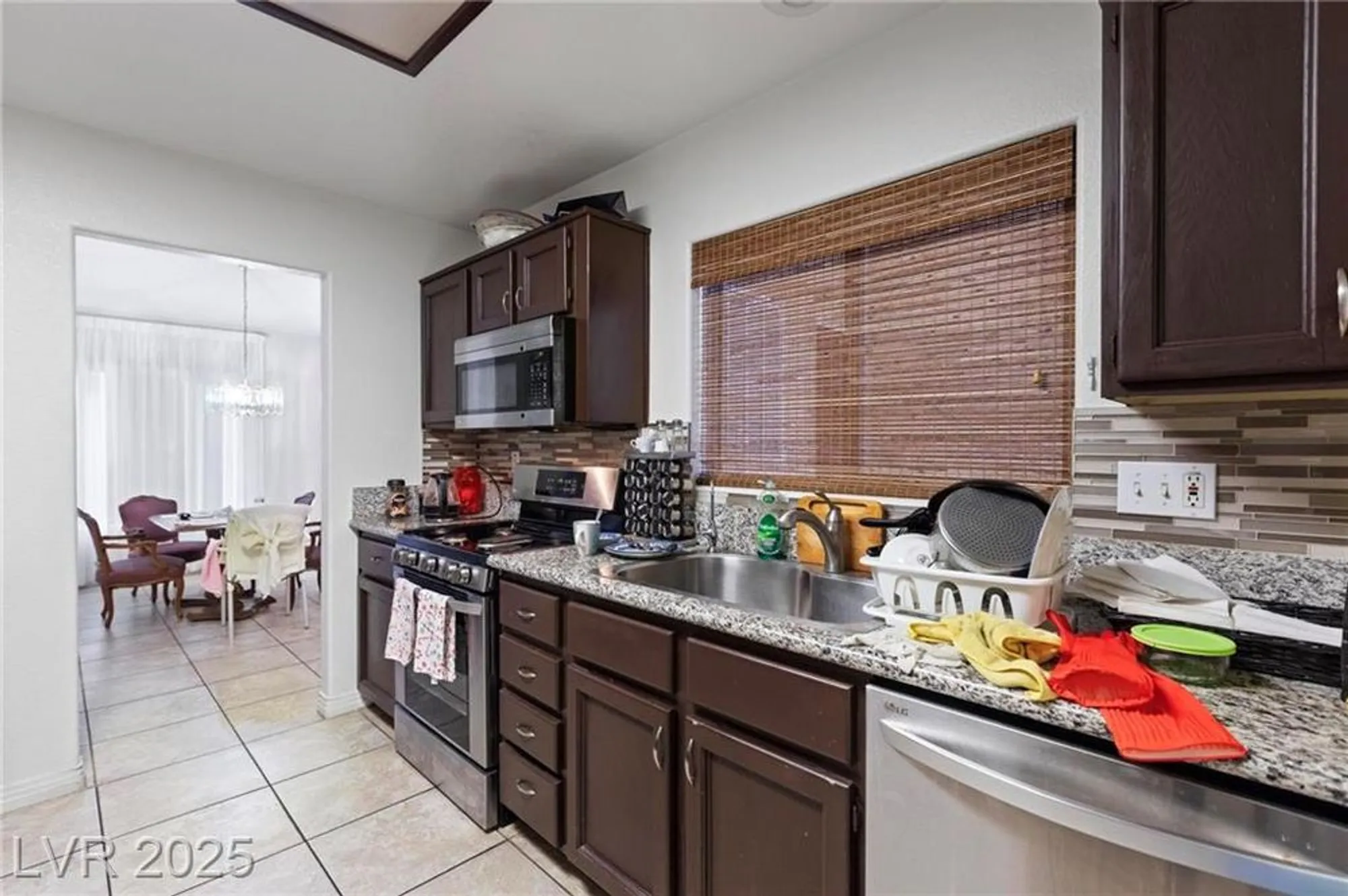 Property Slideshow image 20 of 29 | 2231 hallston st, Las Vegas, NV, 89134