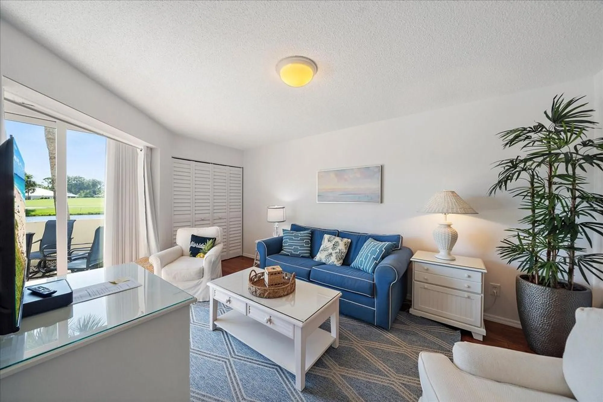 Property Slideshow image 20 of 76 | 425 cerromar ter 359, Venice, FL, 34293