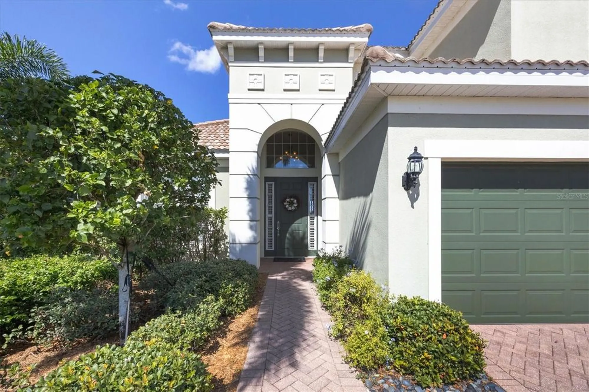 Property Slideshow image 7 of 82 | 23787 waverly cir, Venice, FL, 34293