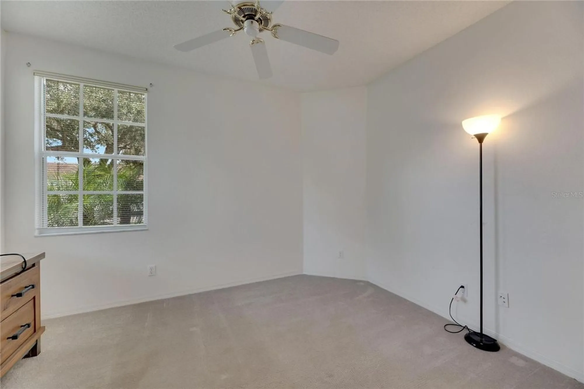 Property Slideshow image 31 of 46 | 1015 radison lake ct # 65, Sun City Center, FL, 33573