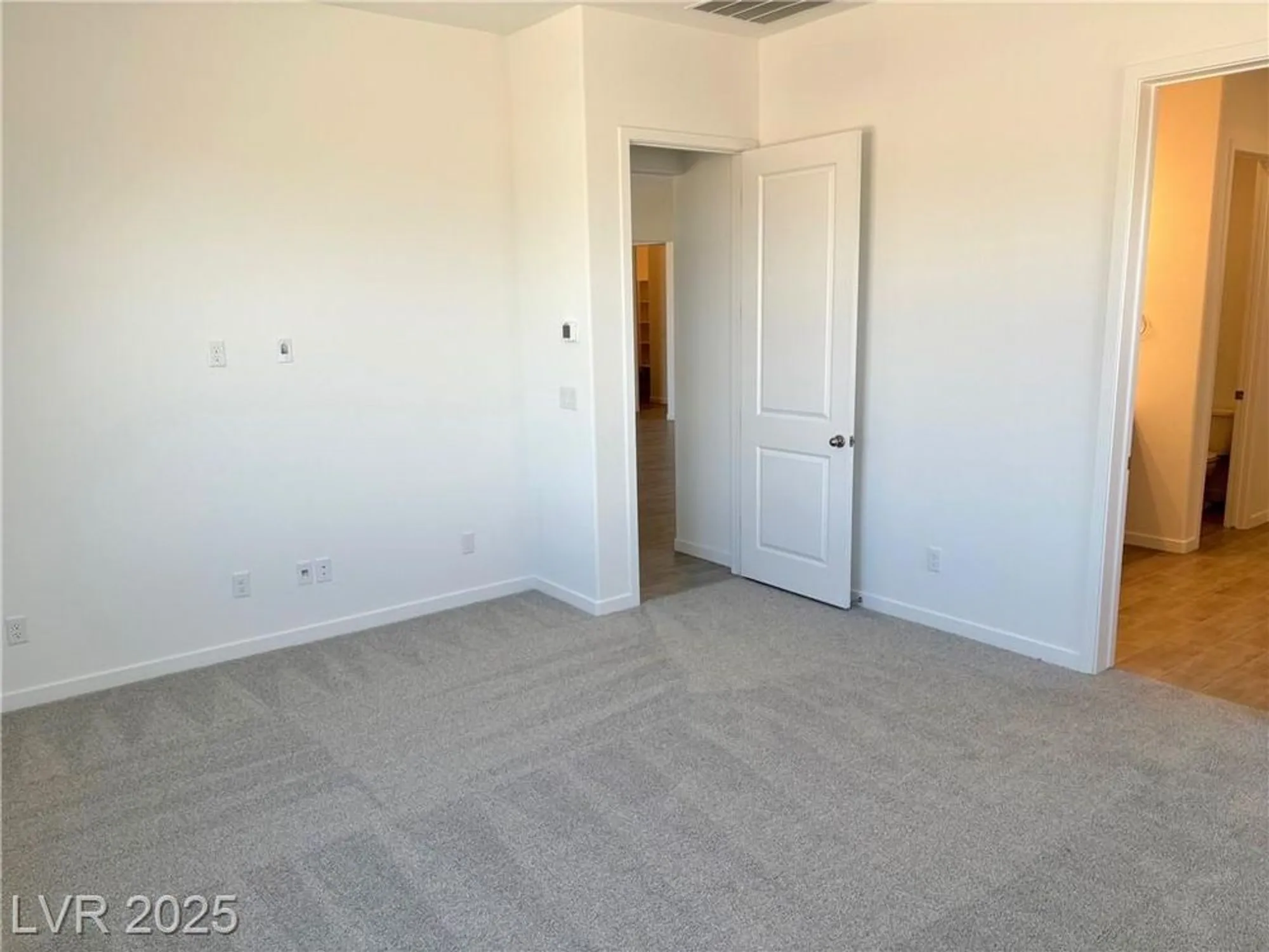 Property Slideshow image 19 of 27 | 5696 e badlands ln, Pahrump, NV, 89061