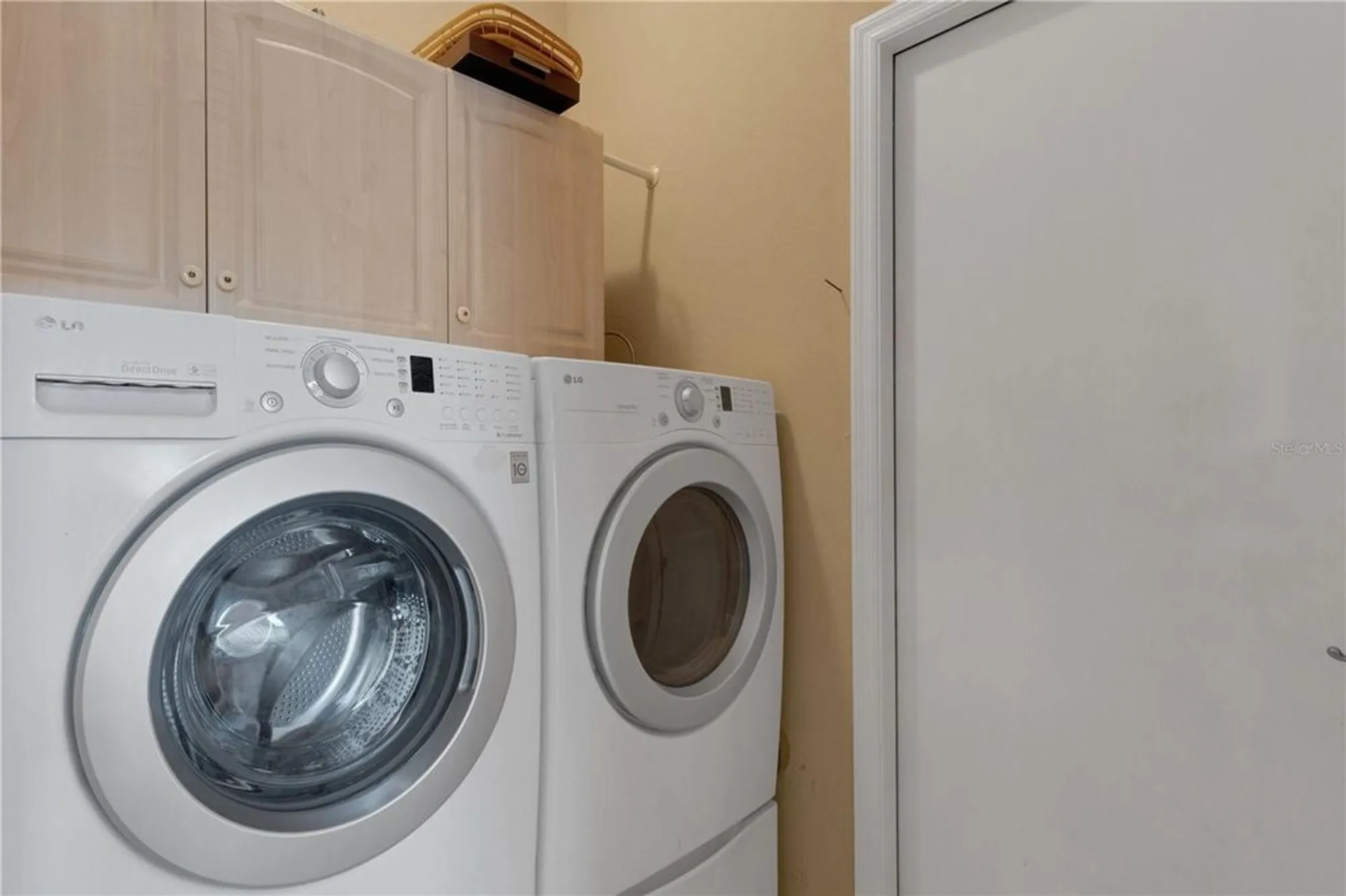 Property Slideshow image 15 of 60 | 6935 stoneywalk ct, Bradenton, FL, 34203