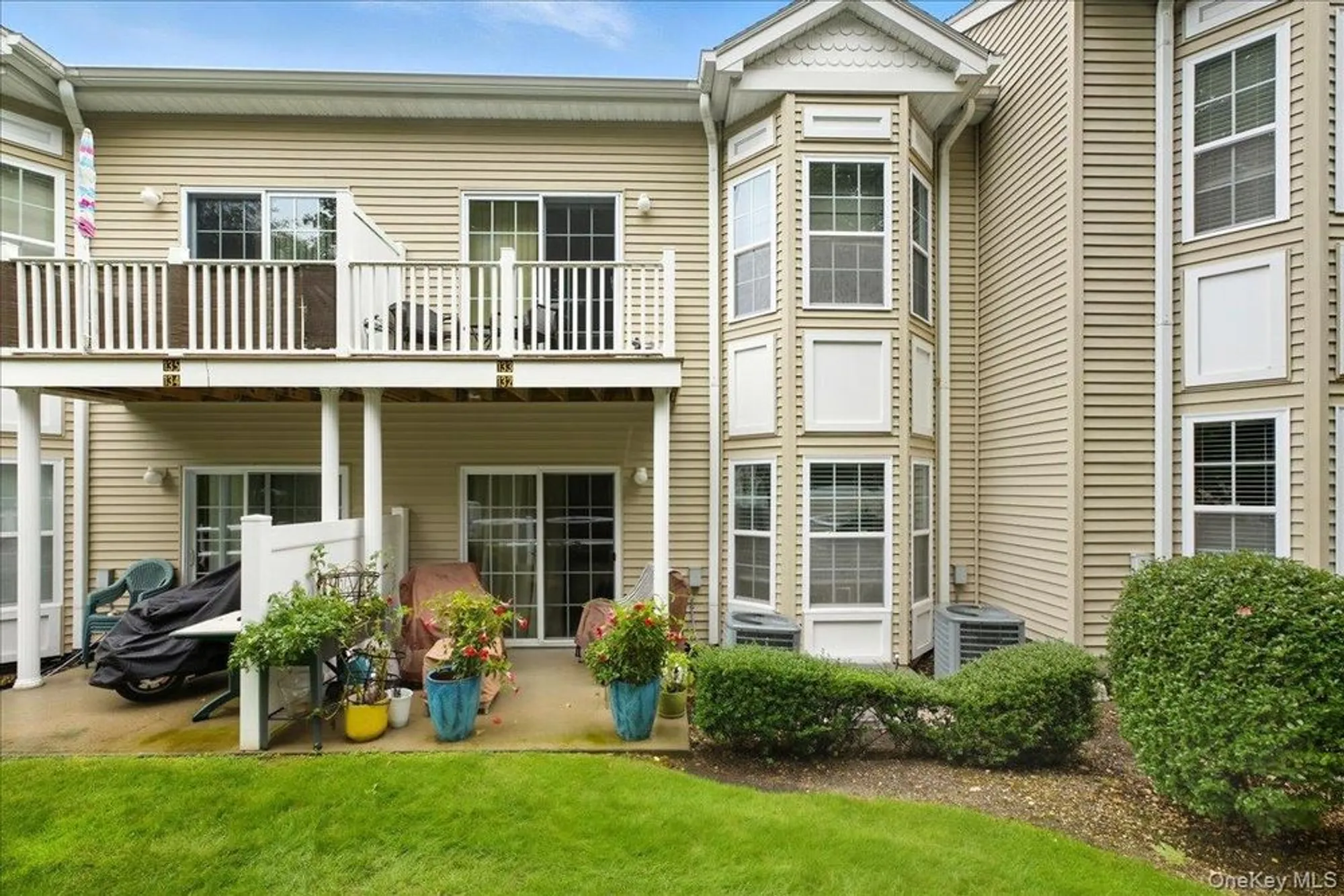 Property Slideshow image 34 of 36 | 133 spring dr # 133, East Meadow, NY, 11554