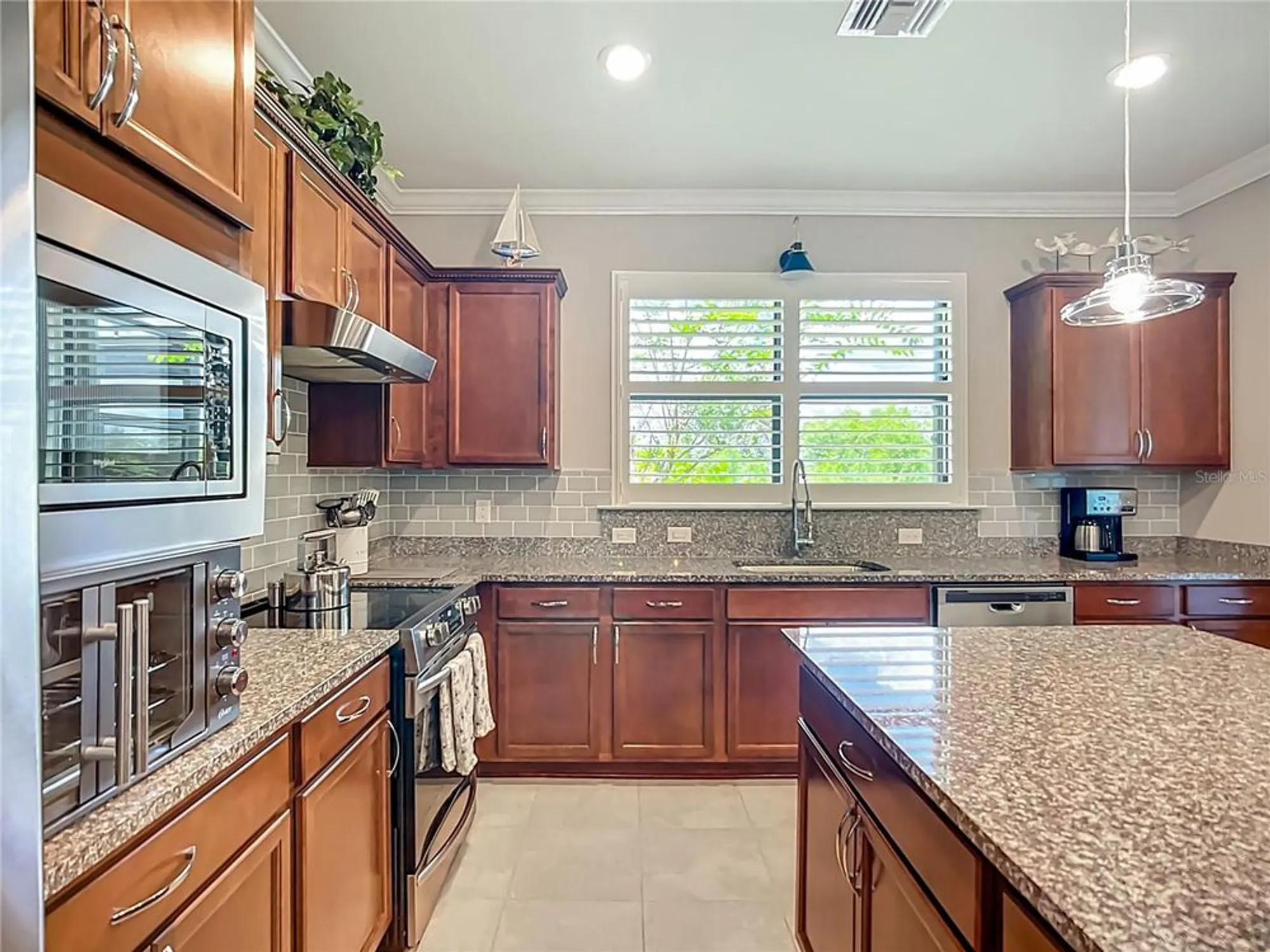 Property Slideshow image 9 of 33 | 2525 daisy dr, North Port, FL, 34289
