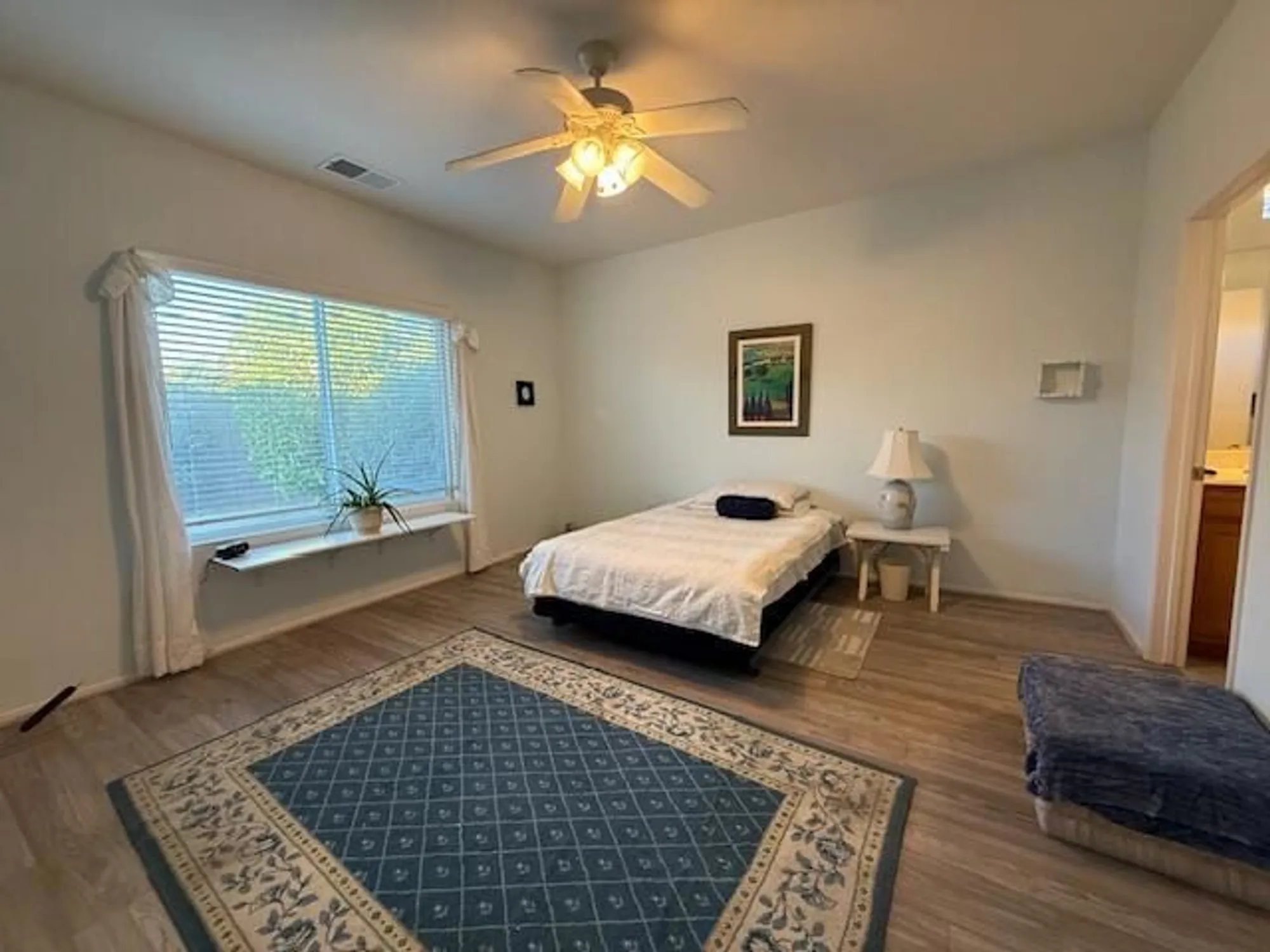 Property Slideshow image 9 of 16 | 78584 glastonbury way, Palm Desert, CA, 92211