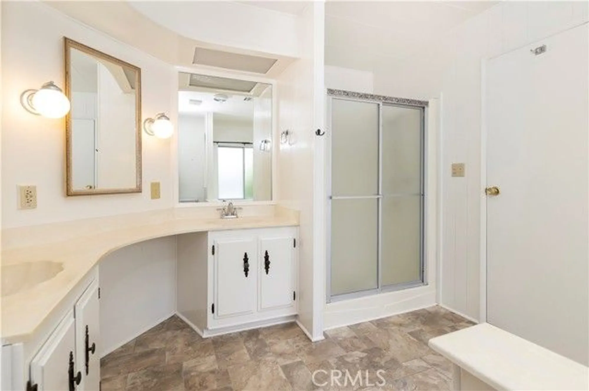 Property Slideshow image 27 of 34 | 2918 dogwood way, Hemet, CA, 92545