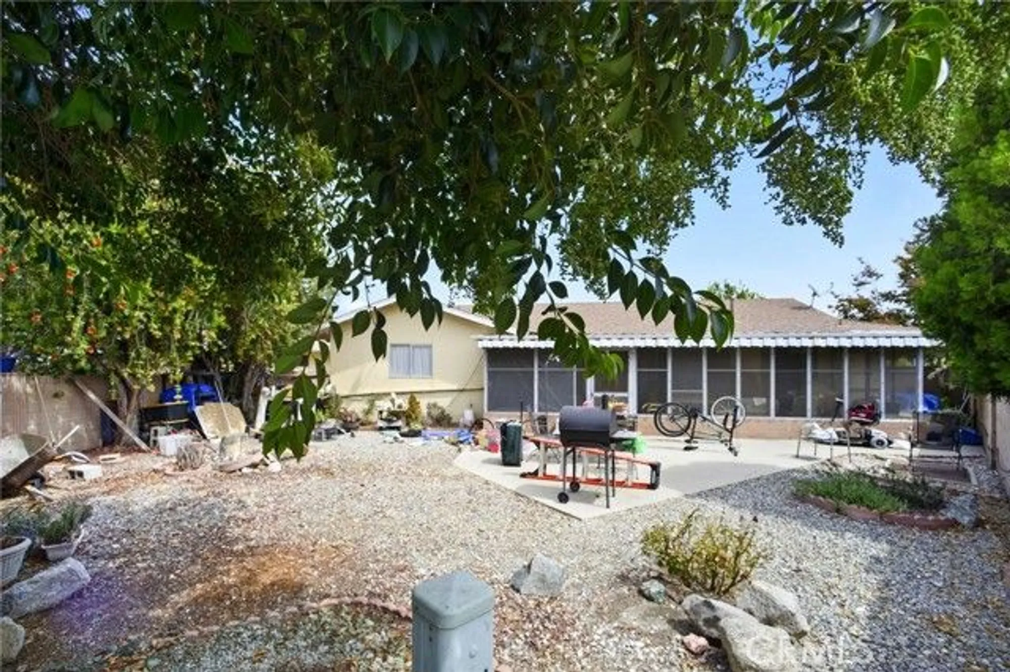 Property Slideshow image 5 of 26 | 1461 w westmont ave, Hemet, CA, 92543