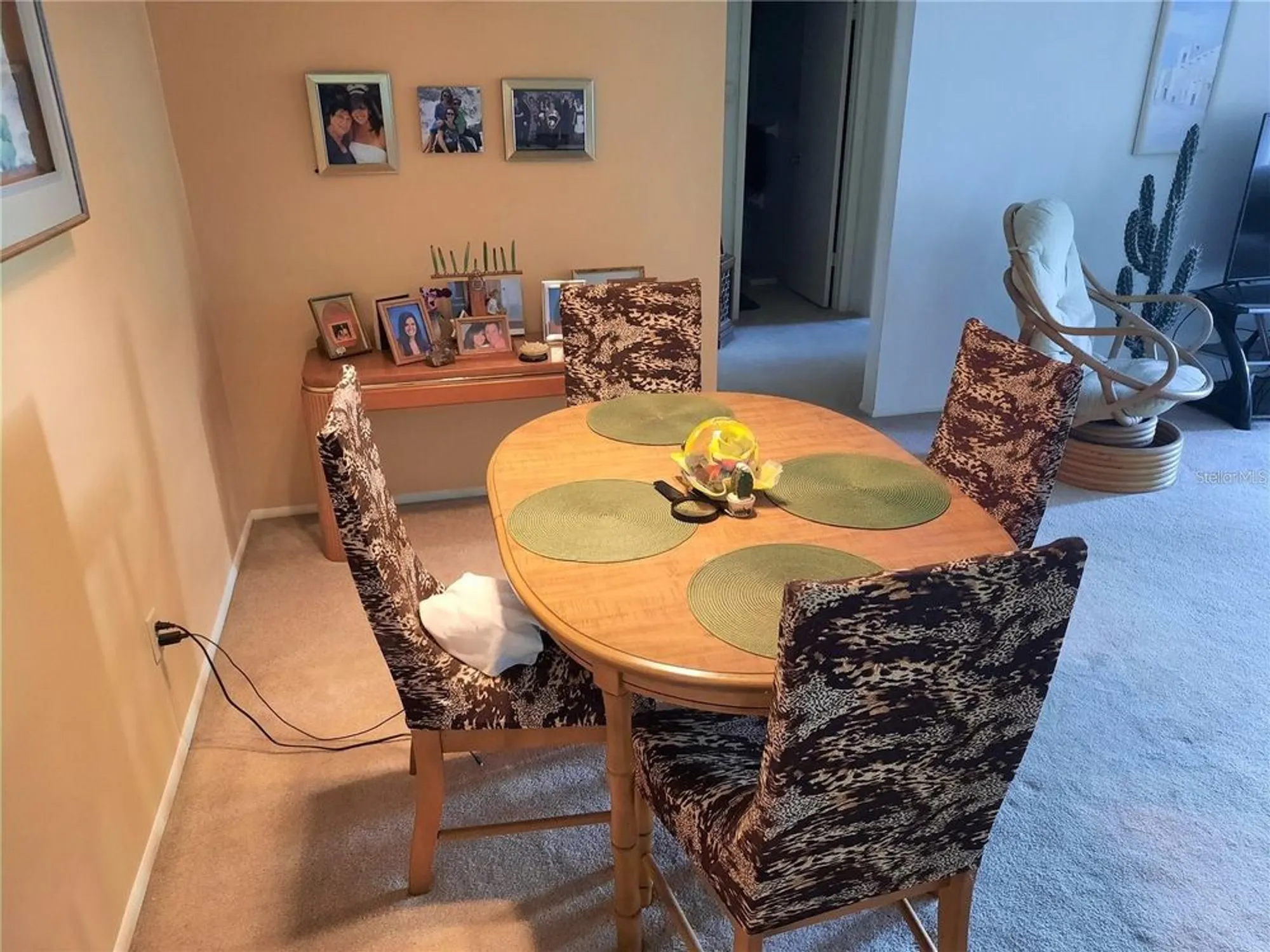 Property Slideshow image 9 of 26 | 2401 ecuadorian way 19, Clearwater, FL, 33763