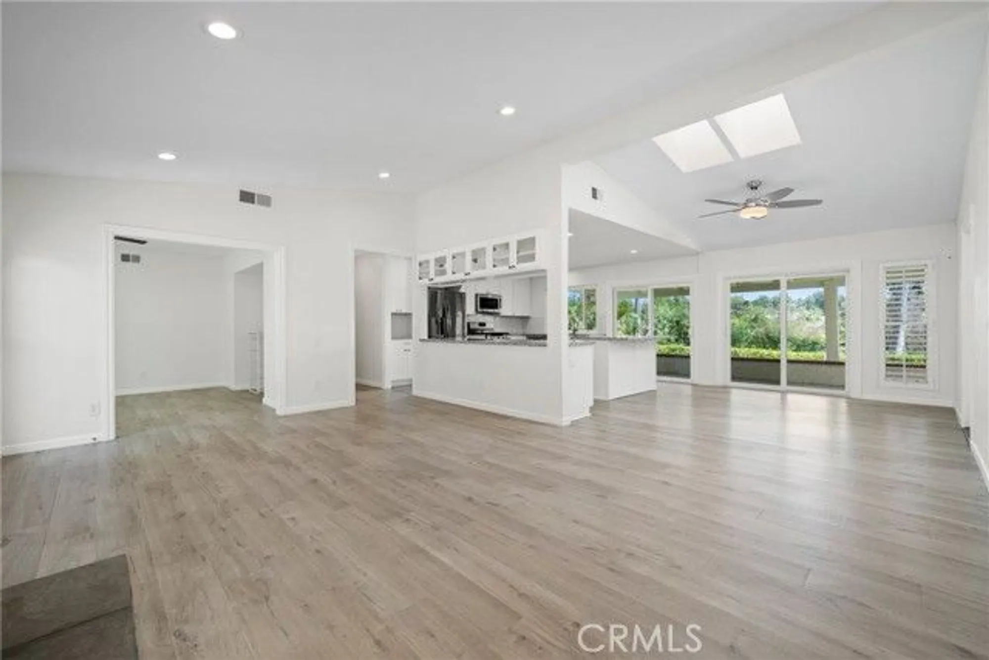 Property Slideshow image 7 of 55 | 28162 via cernuda, Mission Viejo, CA, 92692