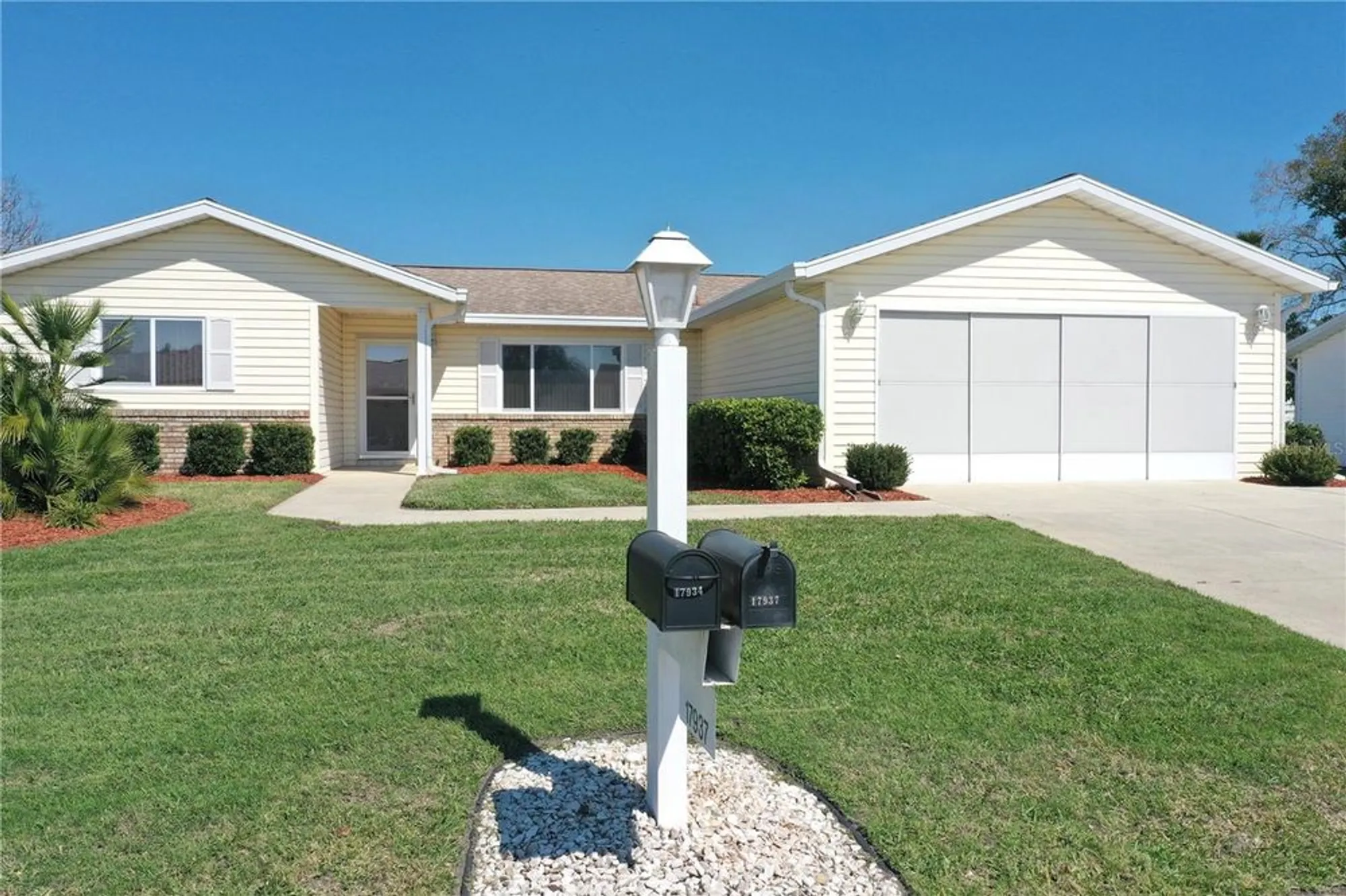 Property Slideshow image 1 of 27 | 17937 se 107th ter, Summerfield, FL, 34491