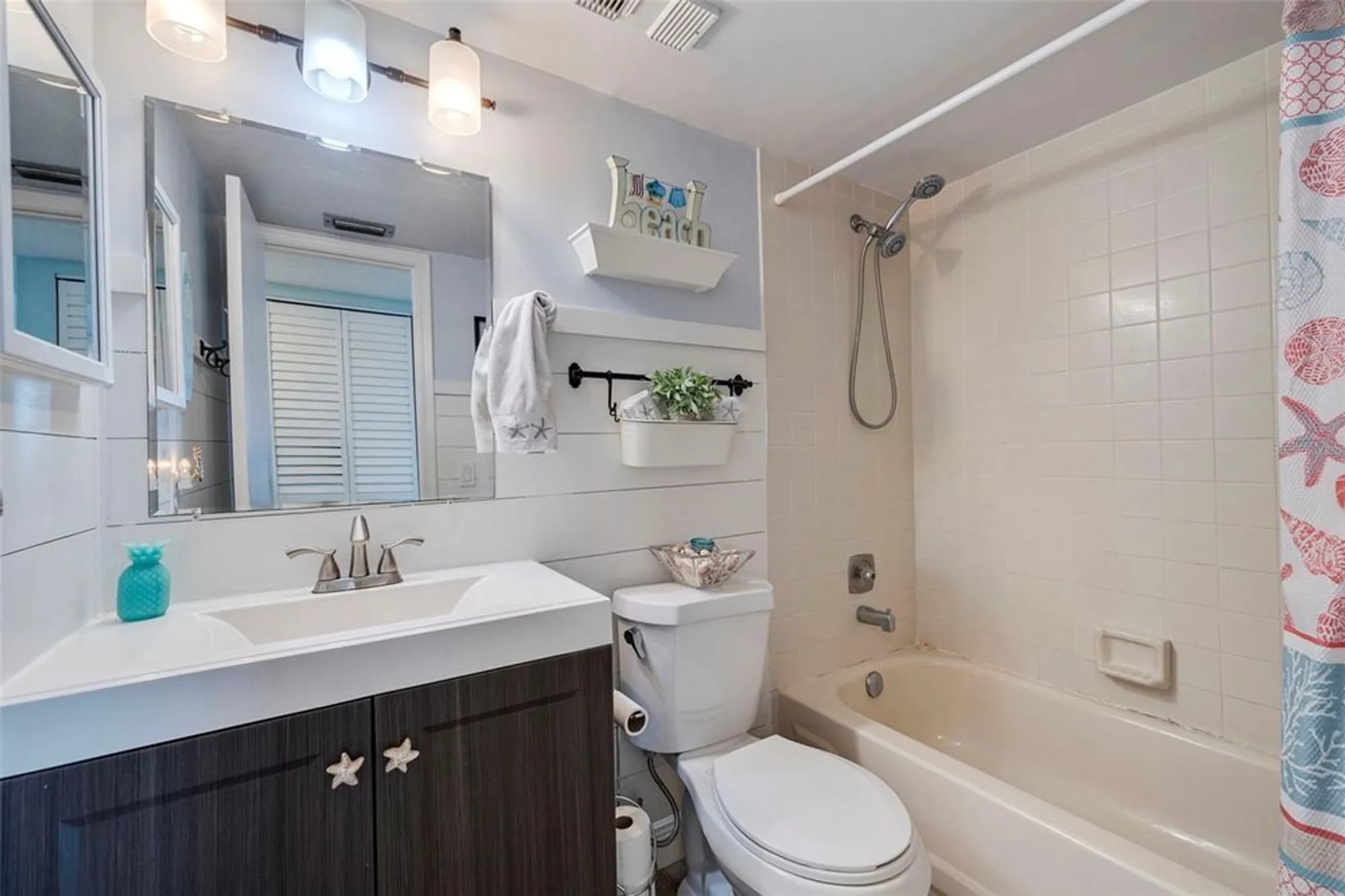 Property Slideshow image 27 of 56 | 6219 palma del mar blvd s apt 602, St Petersburg, FL, 33715