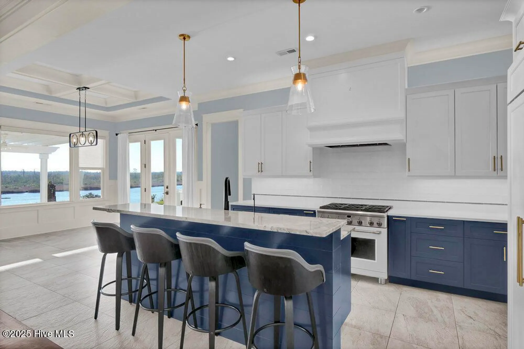 Property Slideshow image 21 of 128 | 3623 white cliffs dr, Castle Hayne, NC, 28429