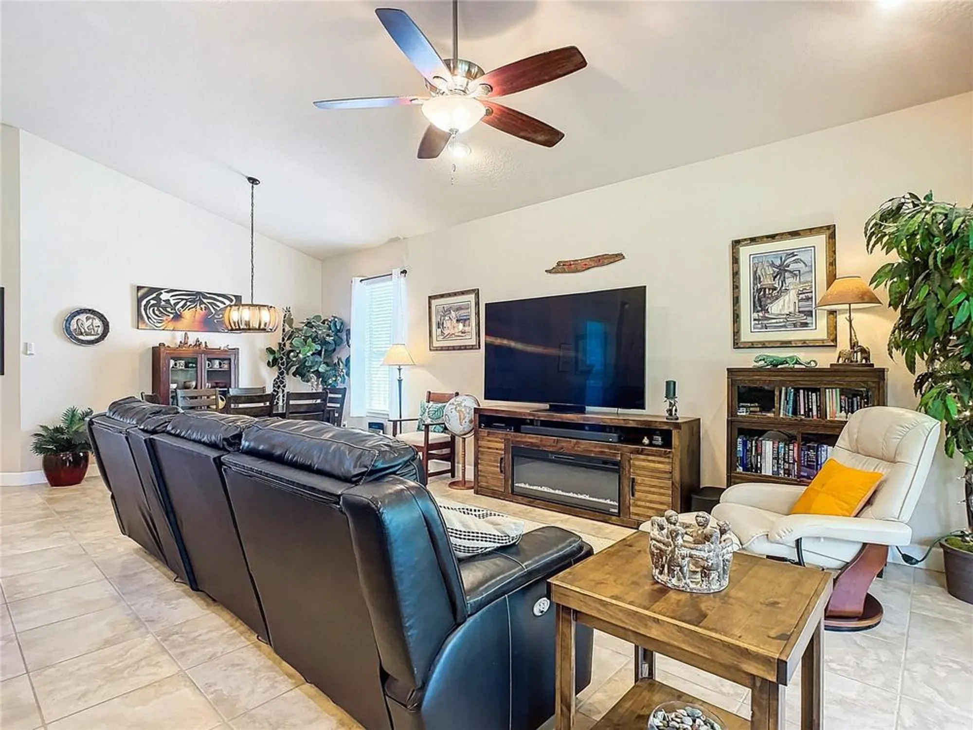 Property Slideshow image 13 of 53 | 645 elk river dr, Ormond Beach, FL, 32174