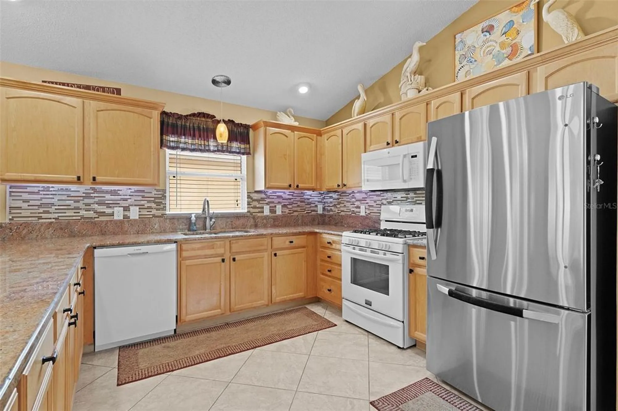 Property Slideshow image 6 of 36 | 1537 barnwell pl, The Villages, FL, 32162
