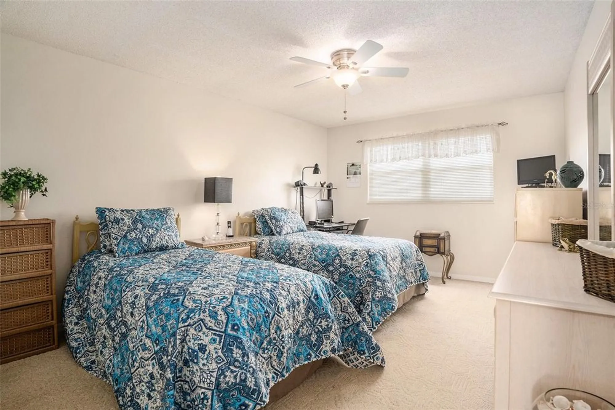 Property Slideshow image 21 of 41 | 2960 59th st 411, Gulfport, FL, 33707