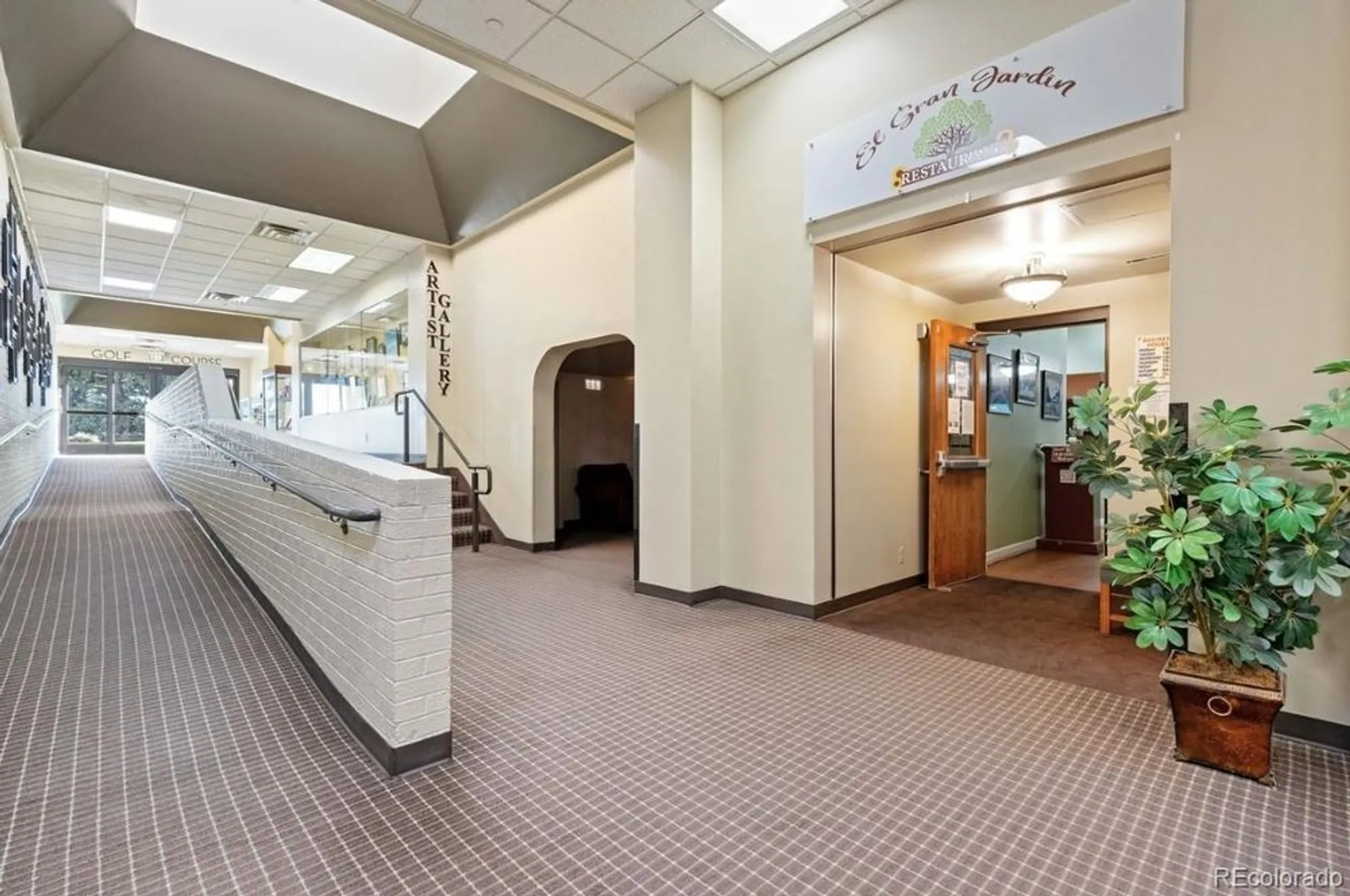 Property Slideshow image 31 of 48 | 755 s alton way 9d, Denver, CO, 80247