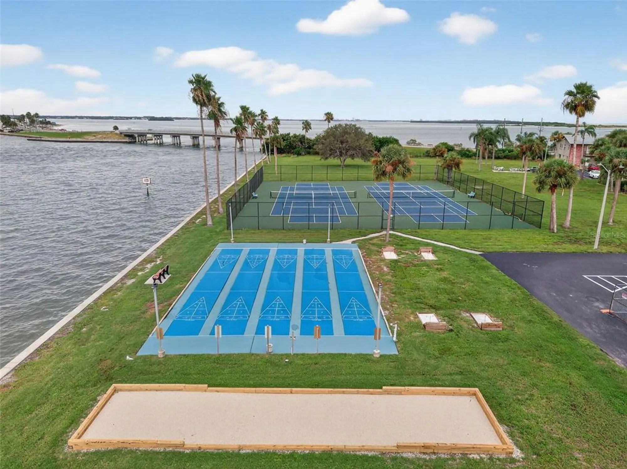 Property Slideshow image 39 of 44 | 2 causeway blvd 101, Dunedin, FL, 34698