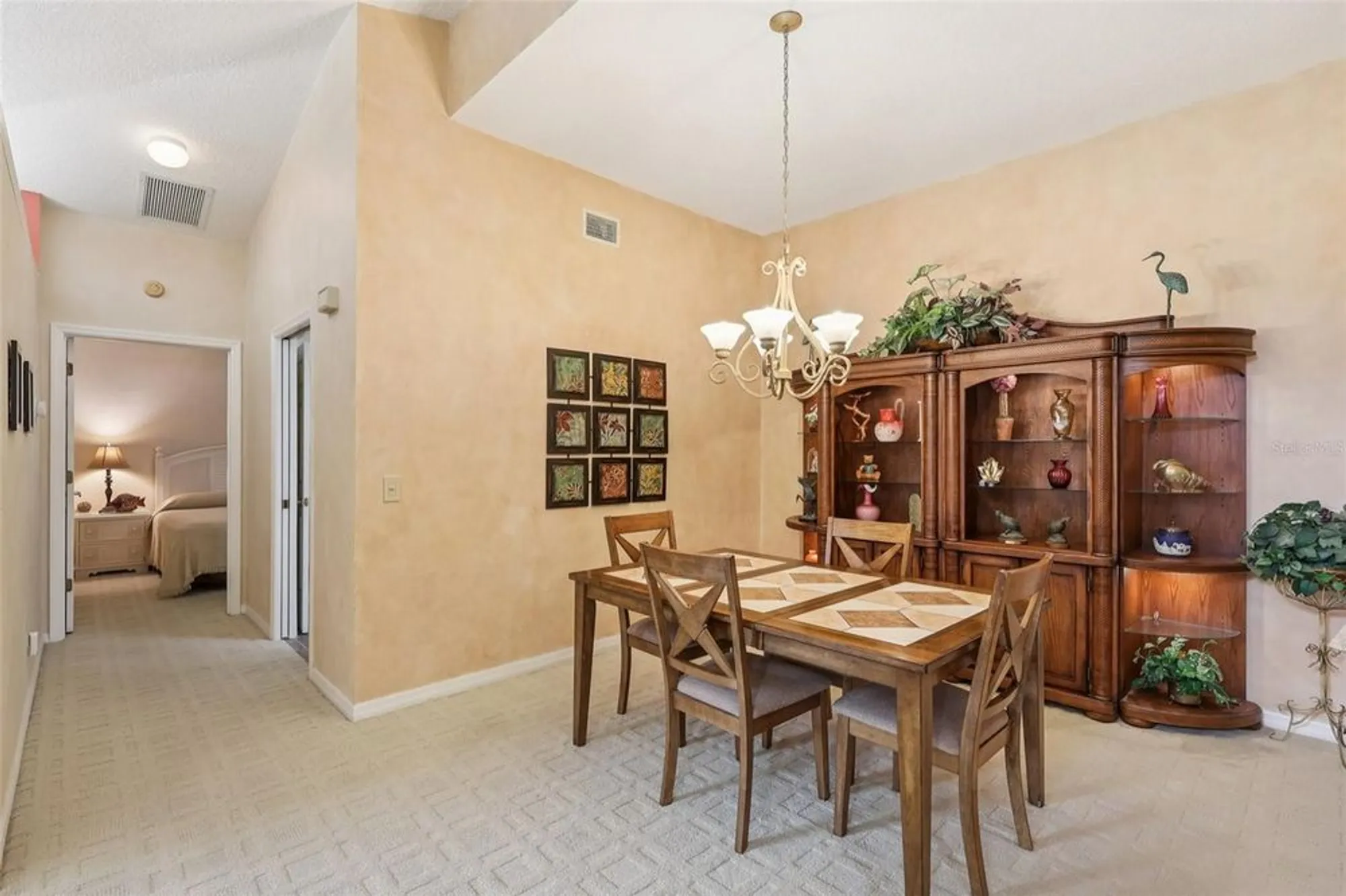 Property Slideshow image 11 of 40 | 100 juniper way, Tavares, FL, 32778