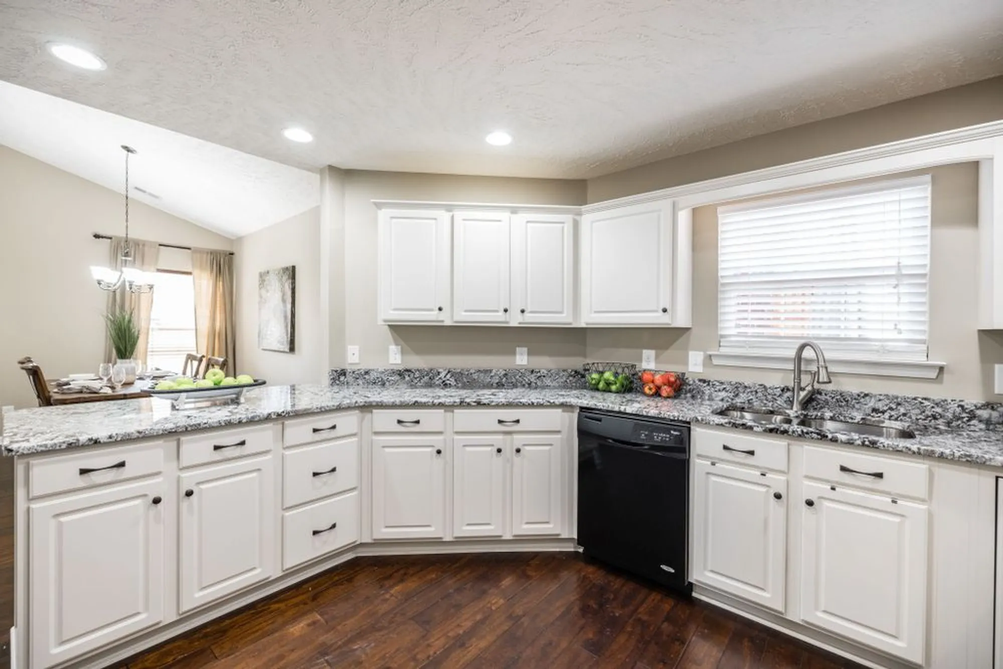 Property Slideshow image 28 of 68 | 395 devon chase hl unit 5104, Gallatin, TN, 37066