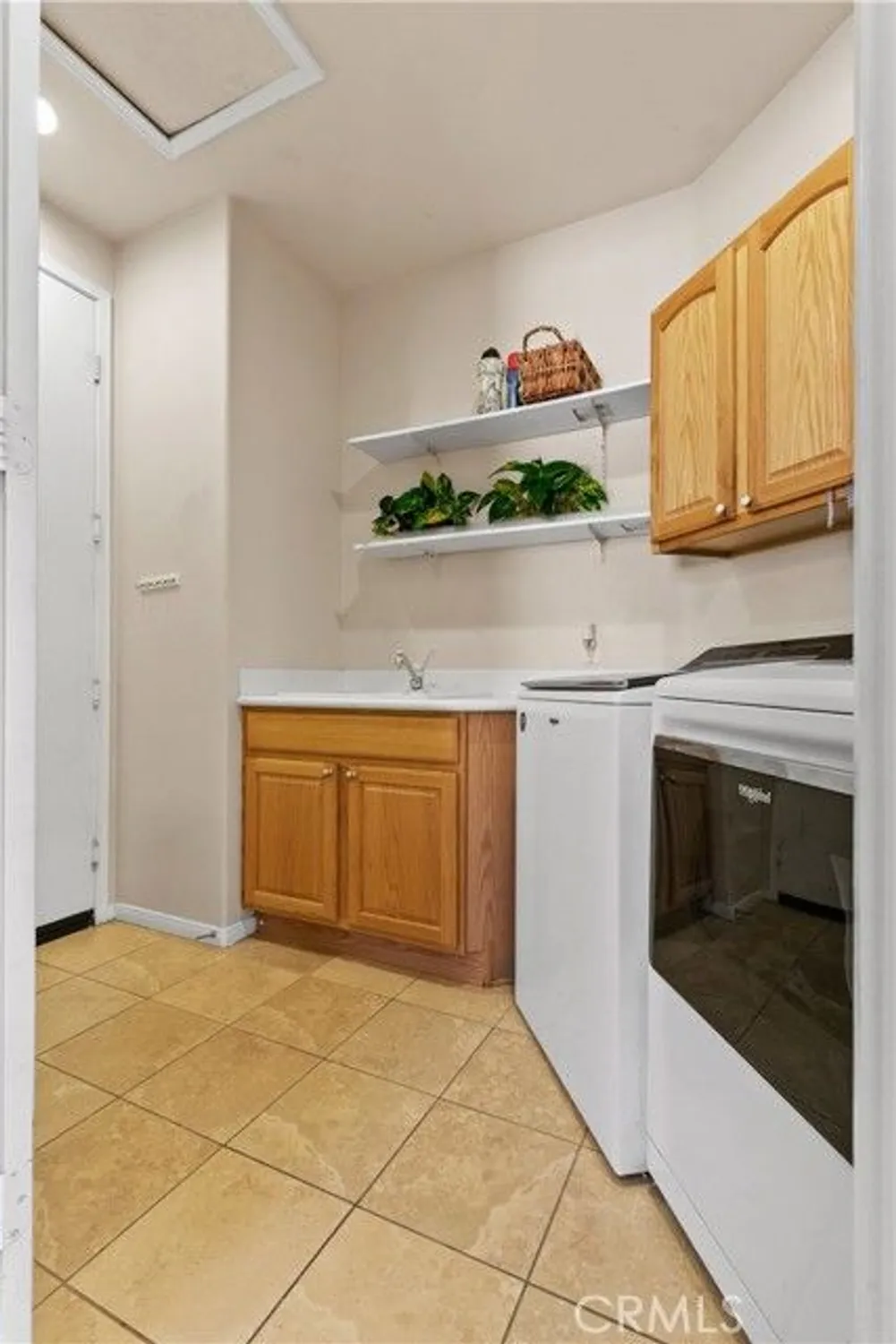 Property Slideshow image 14 of 32 | 1164 blackbrush rd, Beaumont, CA, 92223