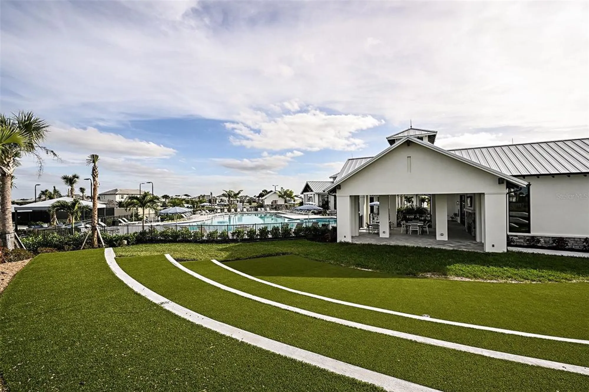 Property Slideshow image 13 of 18 | 17020 savory mist cir, Lakewood Ranch, FL, 34211