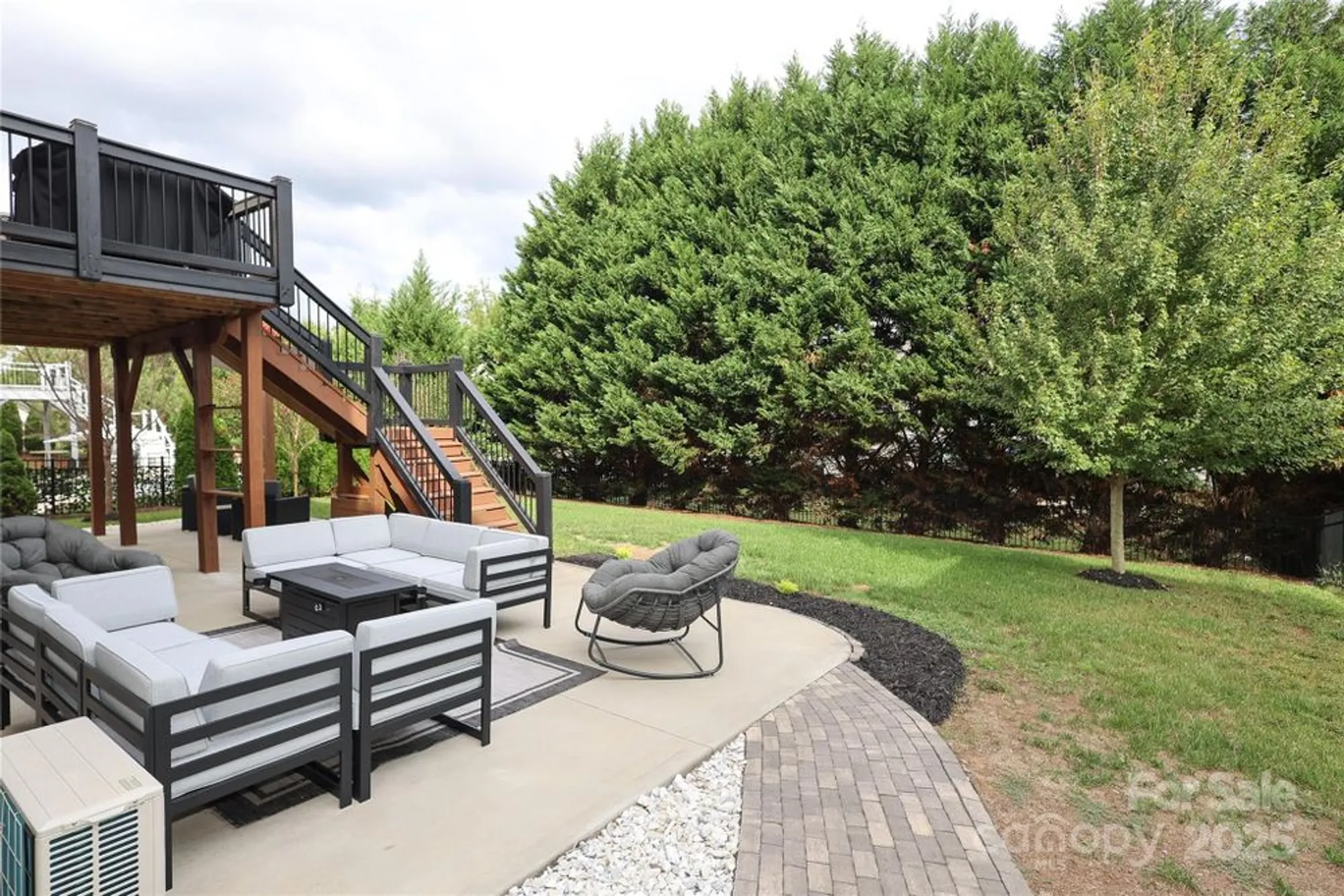 Property Slideshow image 40 of 46 | 5015 el molino dr, Charlotte, NC, 28214