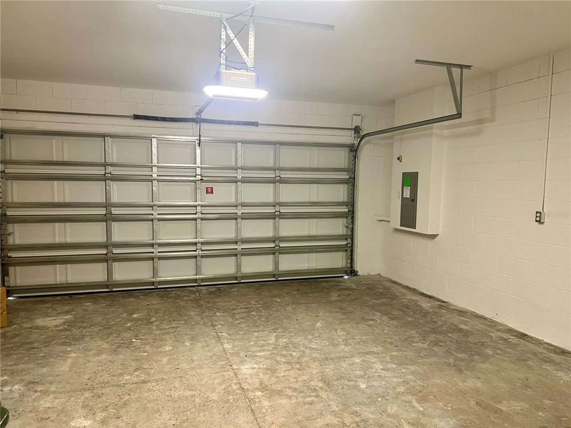 Property Slideshow image 35 of 39 | 279 latitude dr, Daytona Beach, FL, 32124