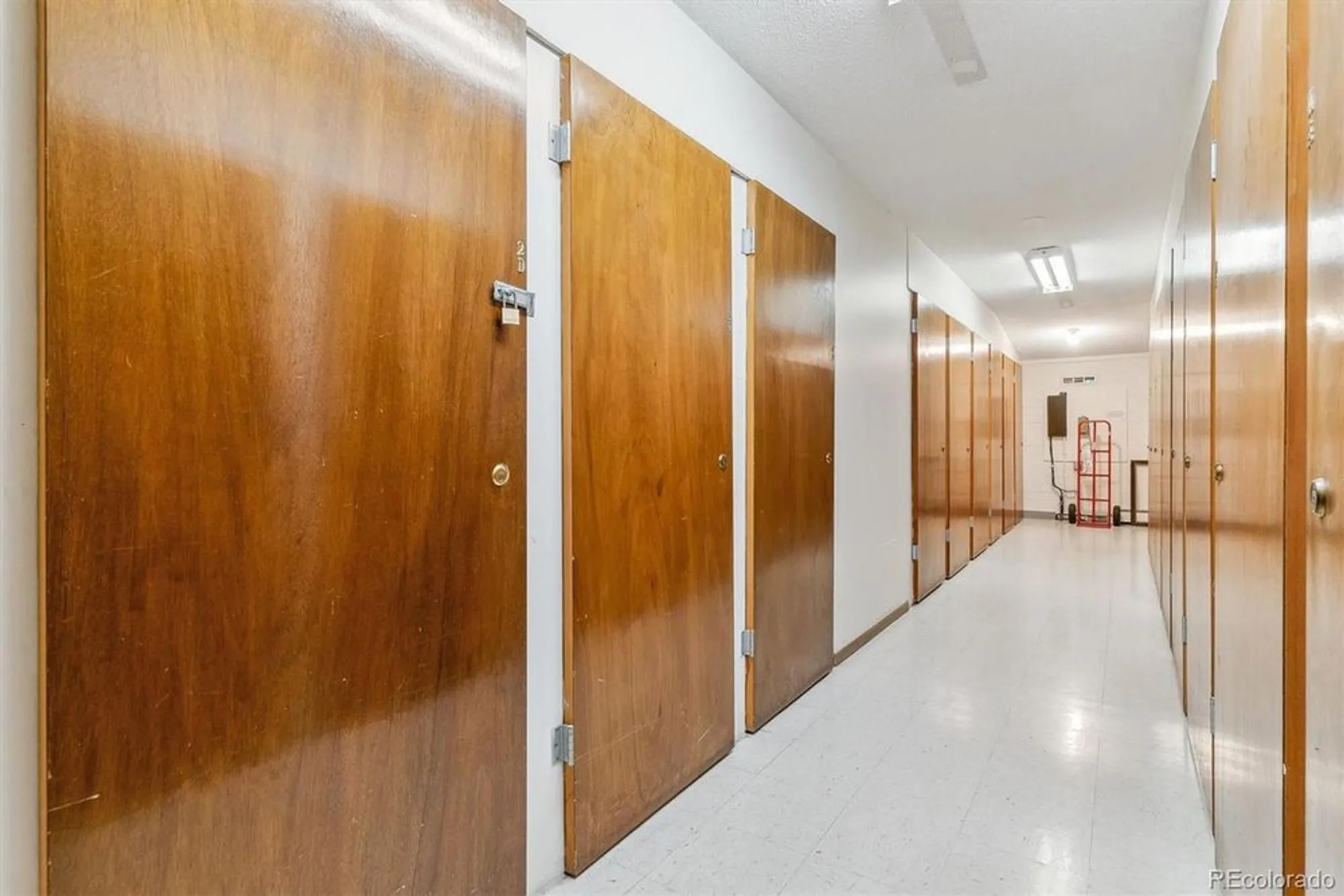 Property Slideshow image 19 of 50 | 610 s clinton st 3d, Denver, CO, 80247