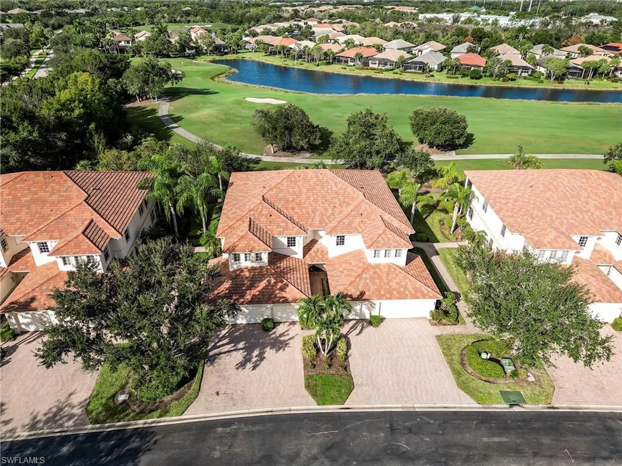 Property Slideshow image 4 of 45 | 3131 meandering way apt 102, Fort Myers, FL, 33905