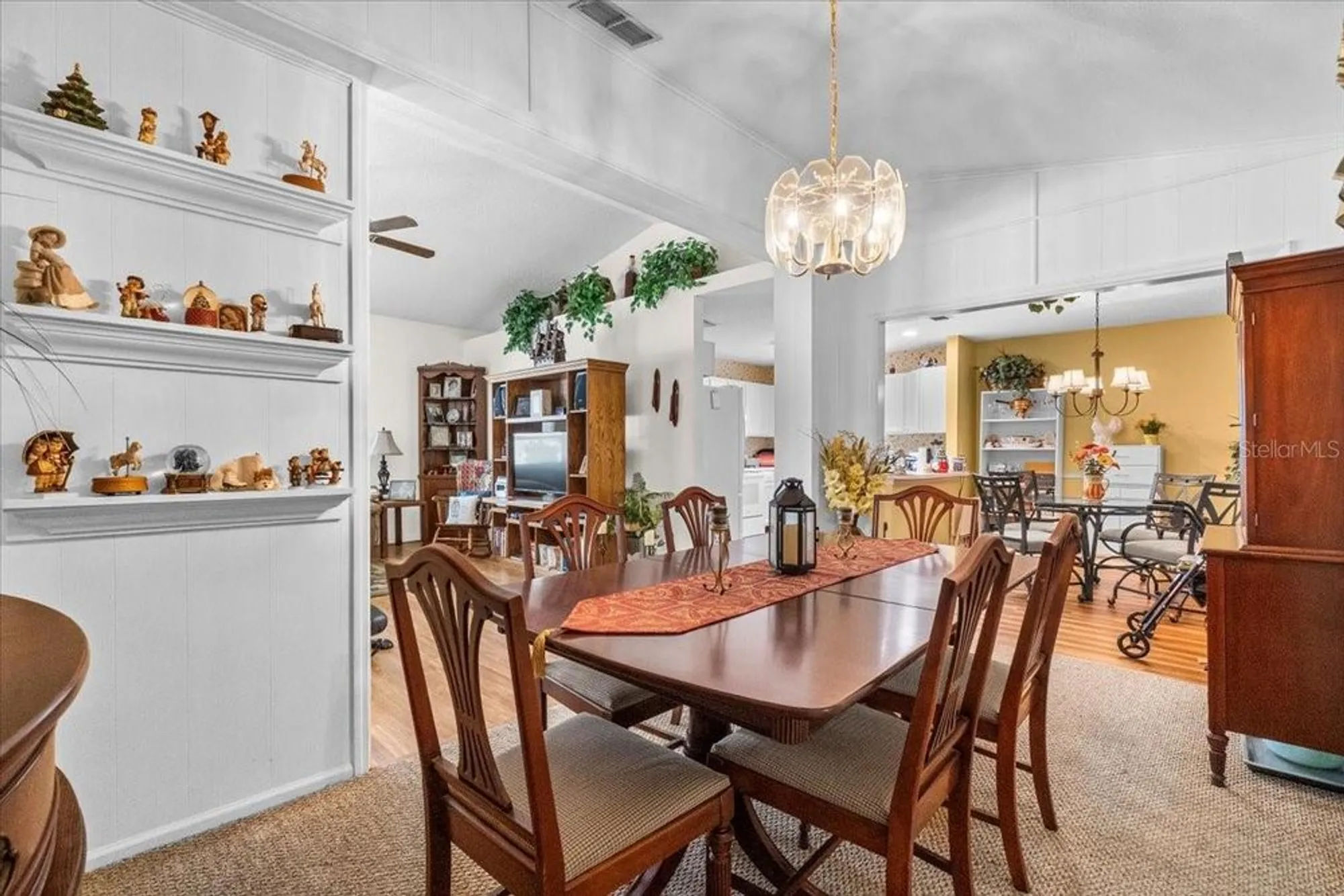 Property Slideshow image 9 of 100 | 6116 magpie dr, Lakeland, FL, 33809