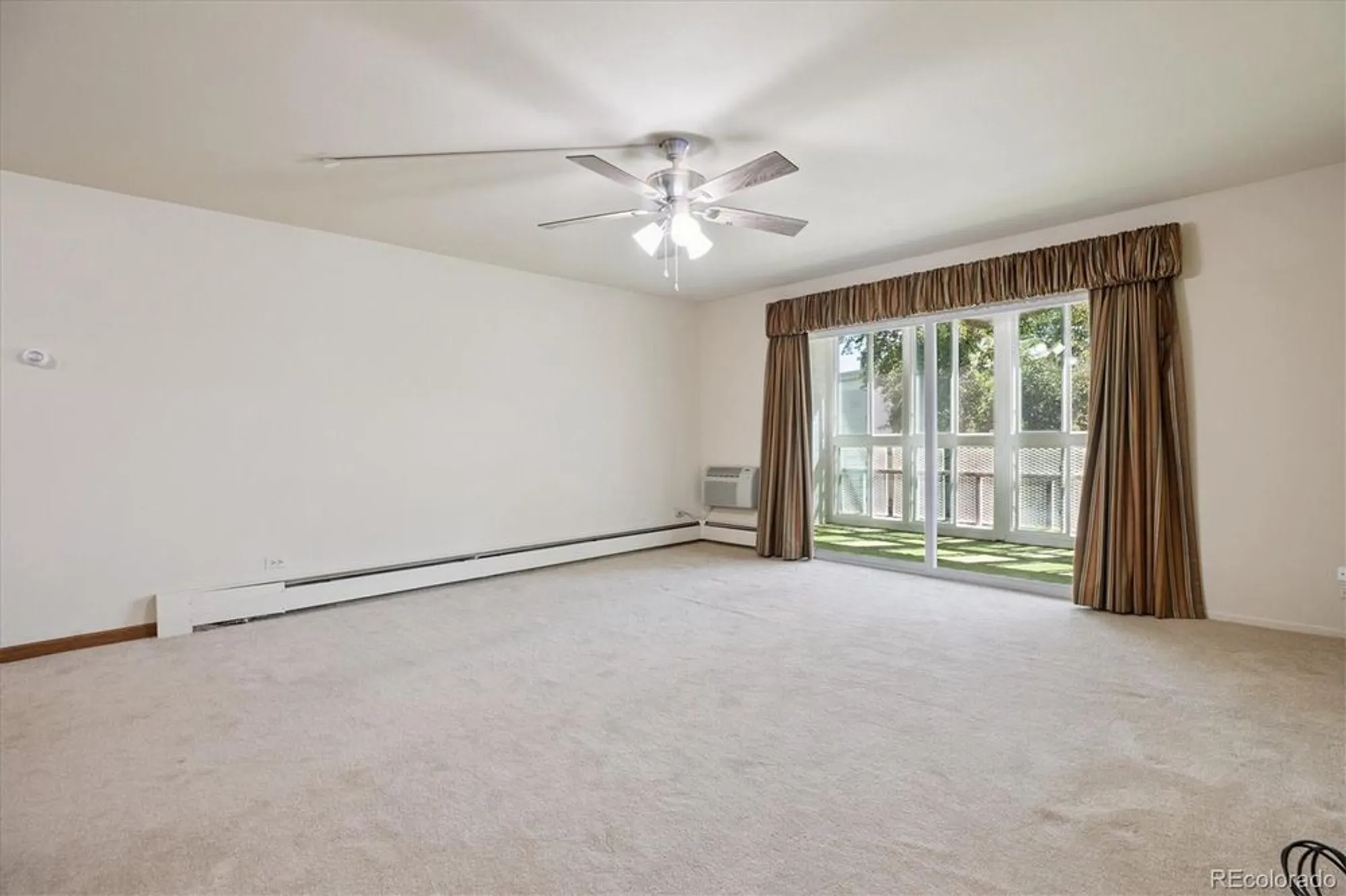 Property Slideshow image 9 of 19 | 725 s clinton st 2b, Denver, CO, 80247