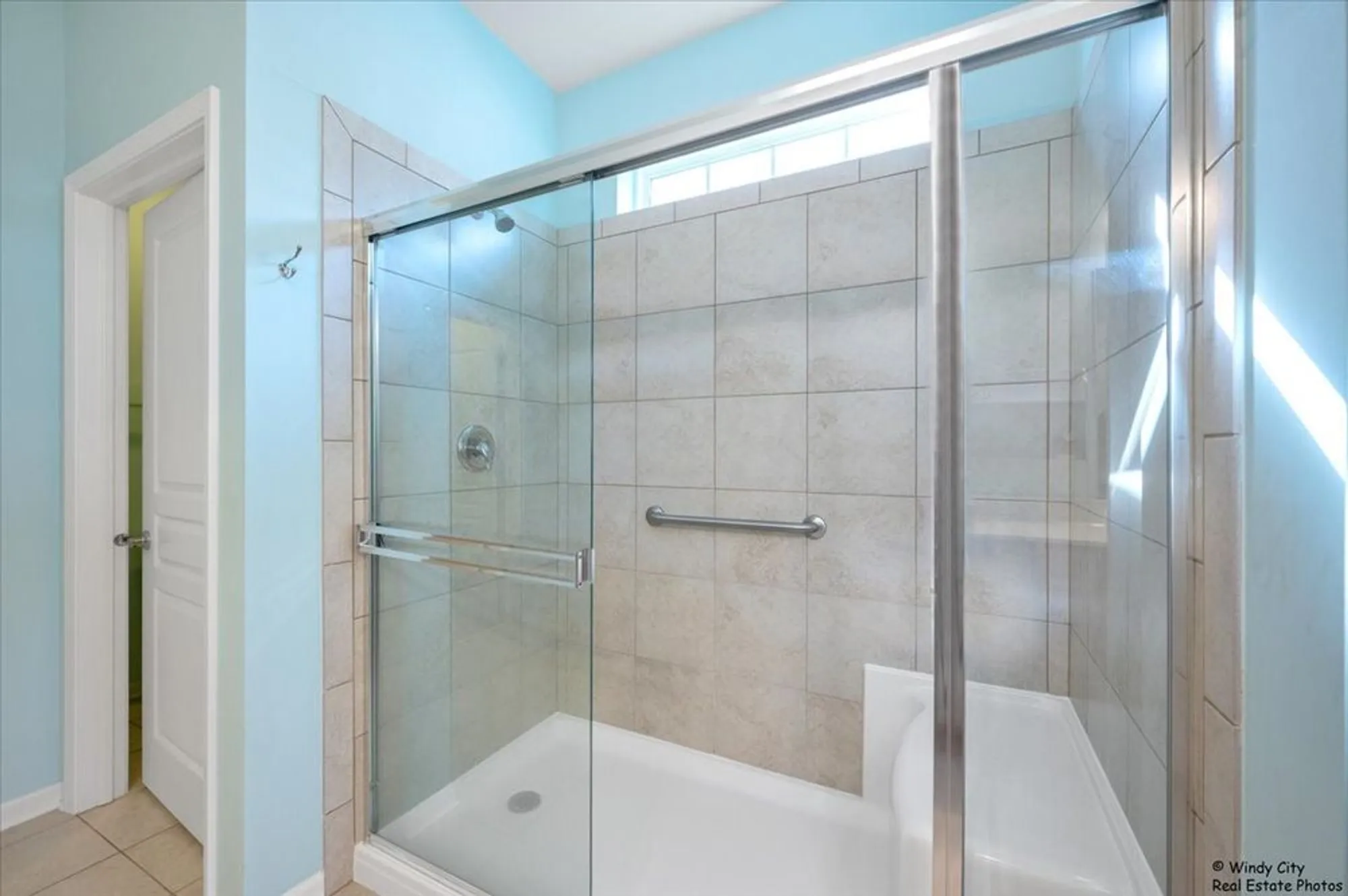 Property Slideshow image 14 of 26 | 920 prescott ln, Pingree Grove, IL, 60140