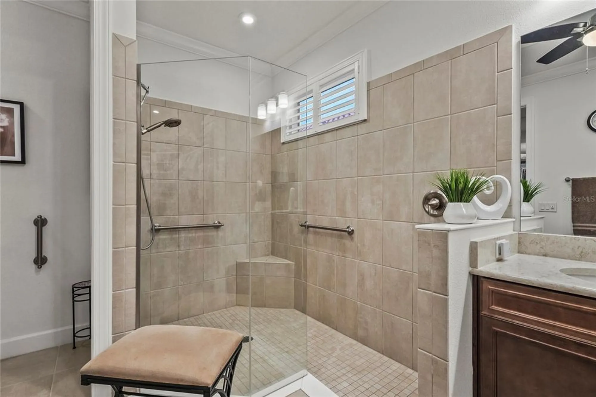 Property Slideshow image 29 of 84 | 6253 mesa gln, Bradenton, FL, 34203