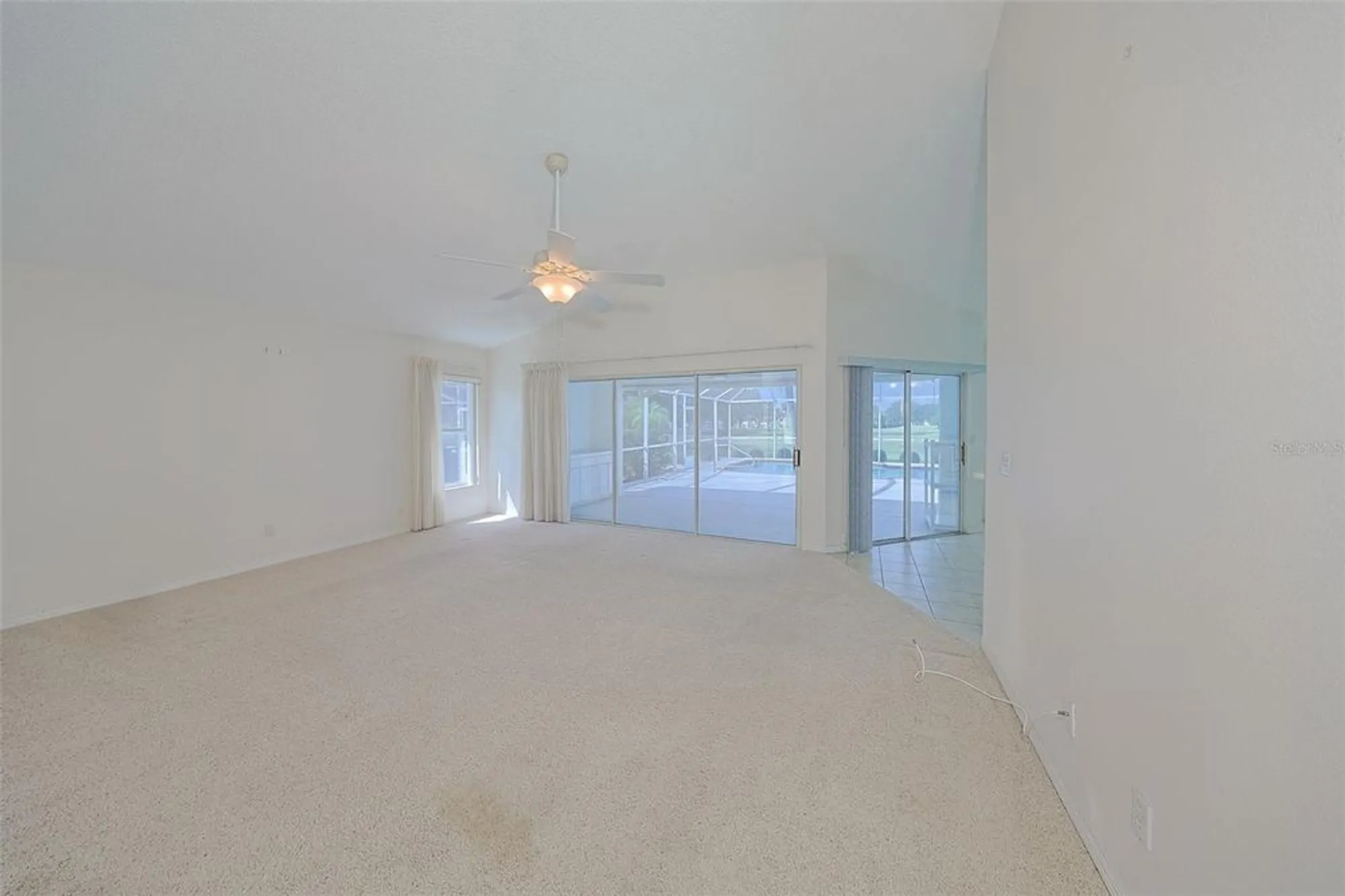 Property Slideshow image 6 of 42 | 352 caloosa palms ct, Sun City Center, FL, 33573
