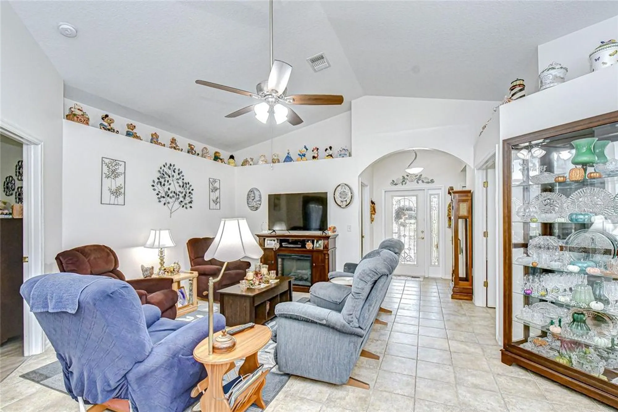 Property Slideshow image 4 of 38 | 10245 buncombe way, San Antonio, FL, 33576