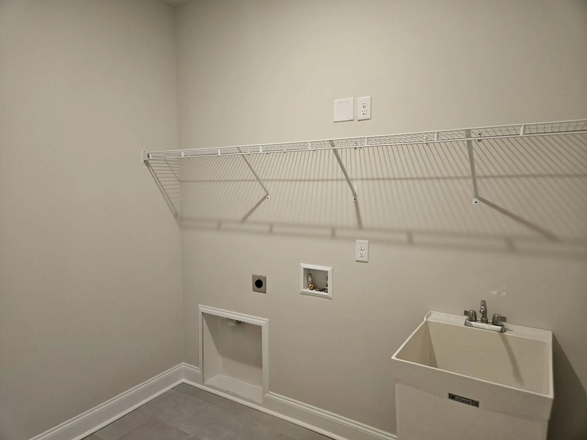 Property Slideshow image 30 of 38 | 336 stonehaus cir, Antioch, TN, 37013